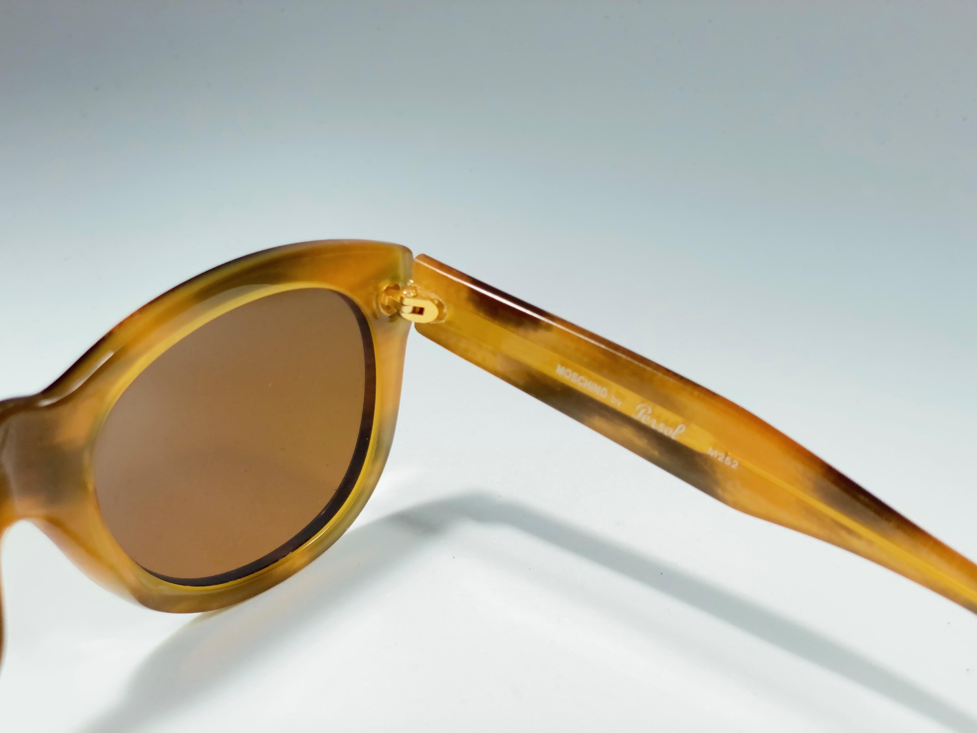 Brown Vintage Moschino M252 By Persol Blond Oversized Sunglasses, 1990  For Sale