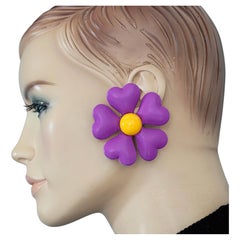 Pendientes vintage MOSCHINO Massive Purple Flower Vegan Leather Novelty