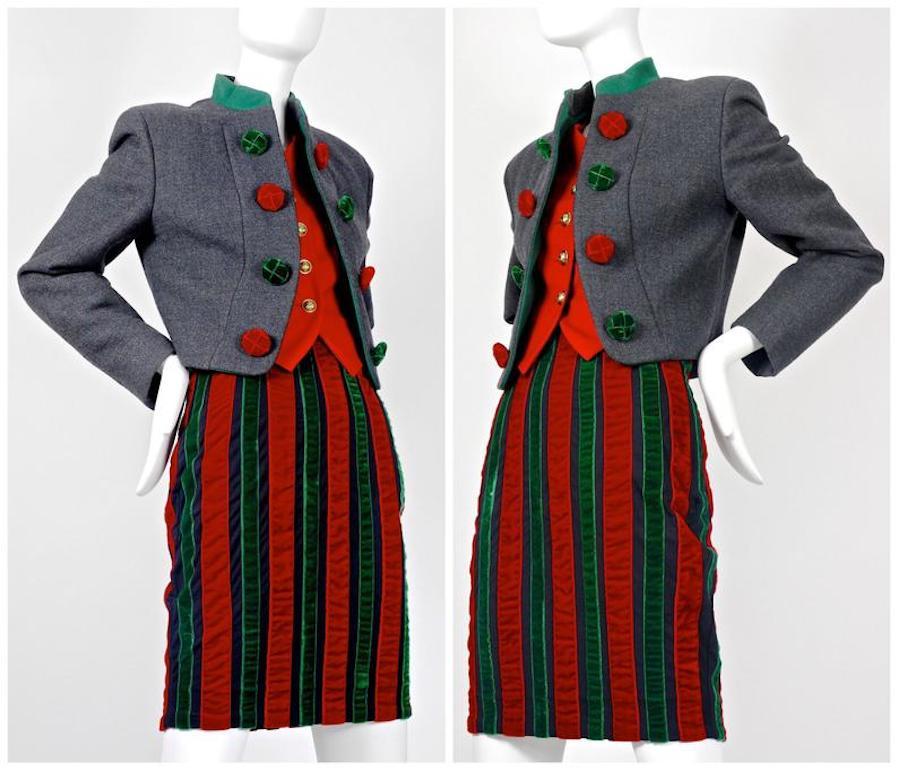 Vintage MOSCHINO Quirky Christmas Velvet Skirt Jacket Suit

JACKET:
Shoulder: 16 4/8 inches
Sleeves: 23 4/8 inches
Bust: 19 inches
Length: 20 inches

SKIRT Size:
Waist: 13 inches (without stretching it)
Hips: 18 inches (without stretching