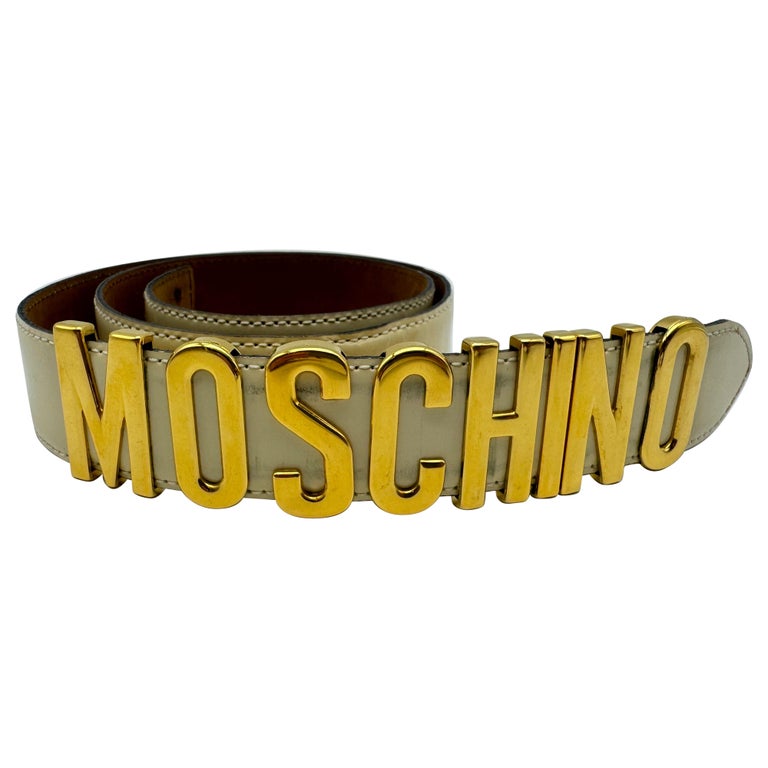 Vintage Moschino Redwall Leather Belt size 46 Vintage MOSCHINO Redwall En Heart Red Leather Buckle Belt  main image 4