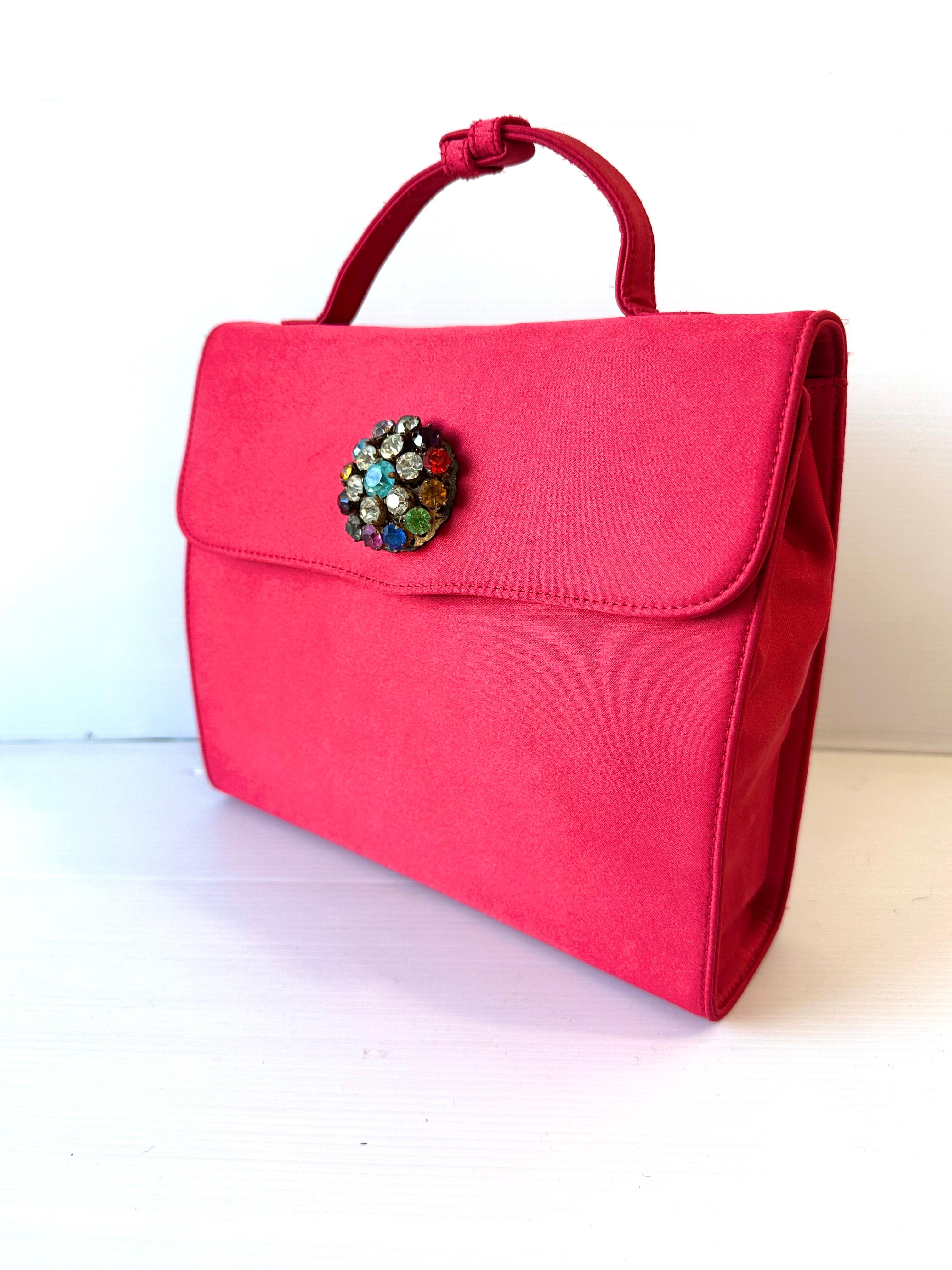 Vintage Moschino Redwall handbag from the 90s For Sale 9