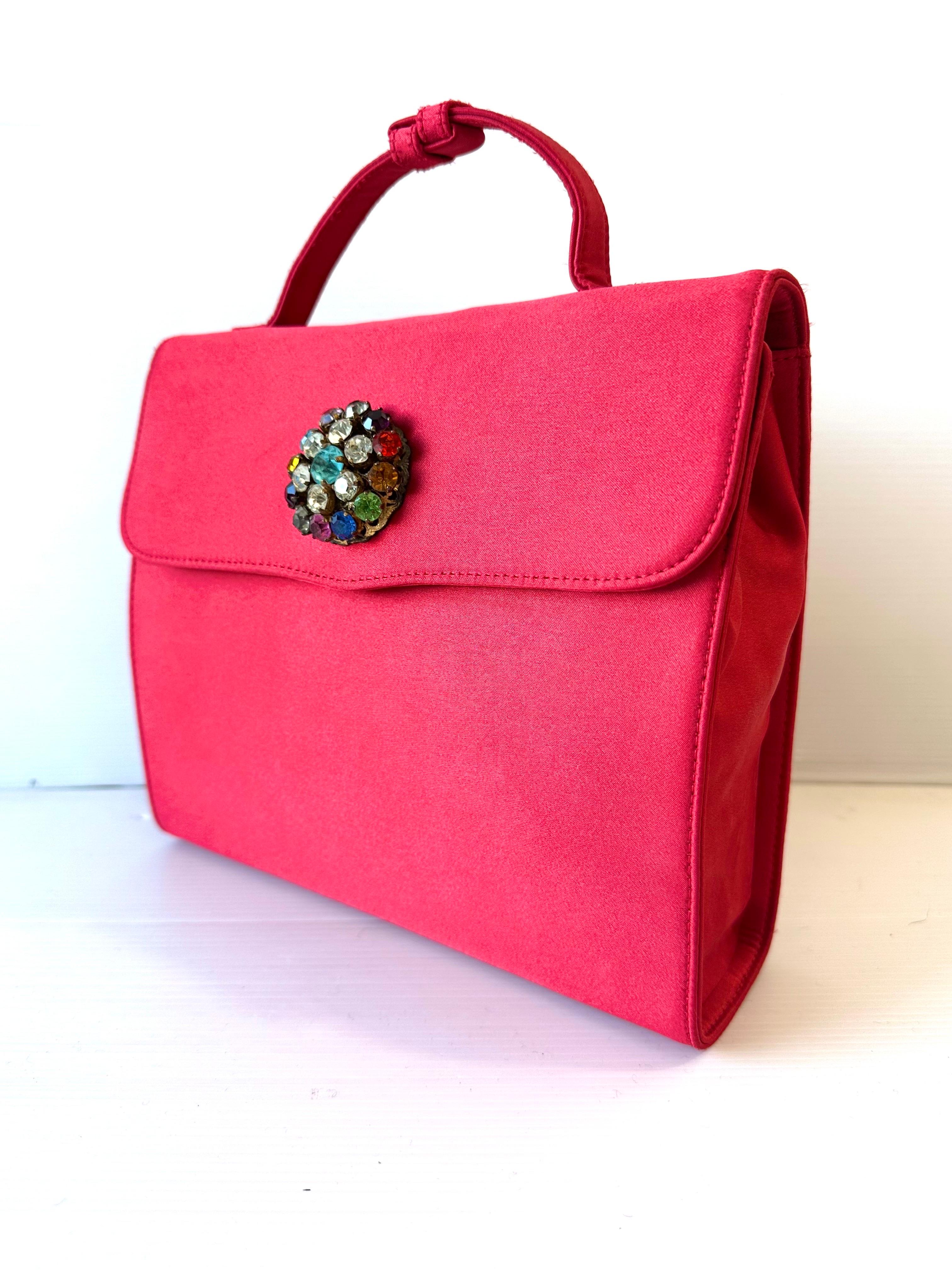Women's or Men's Vintage Moschino Redwall handbag from the 90s For Sale