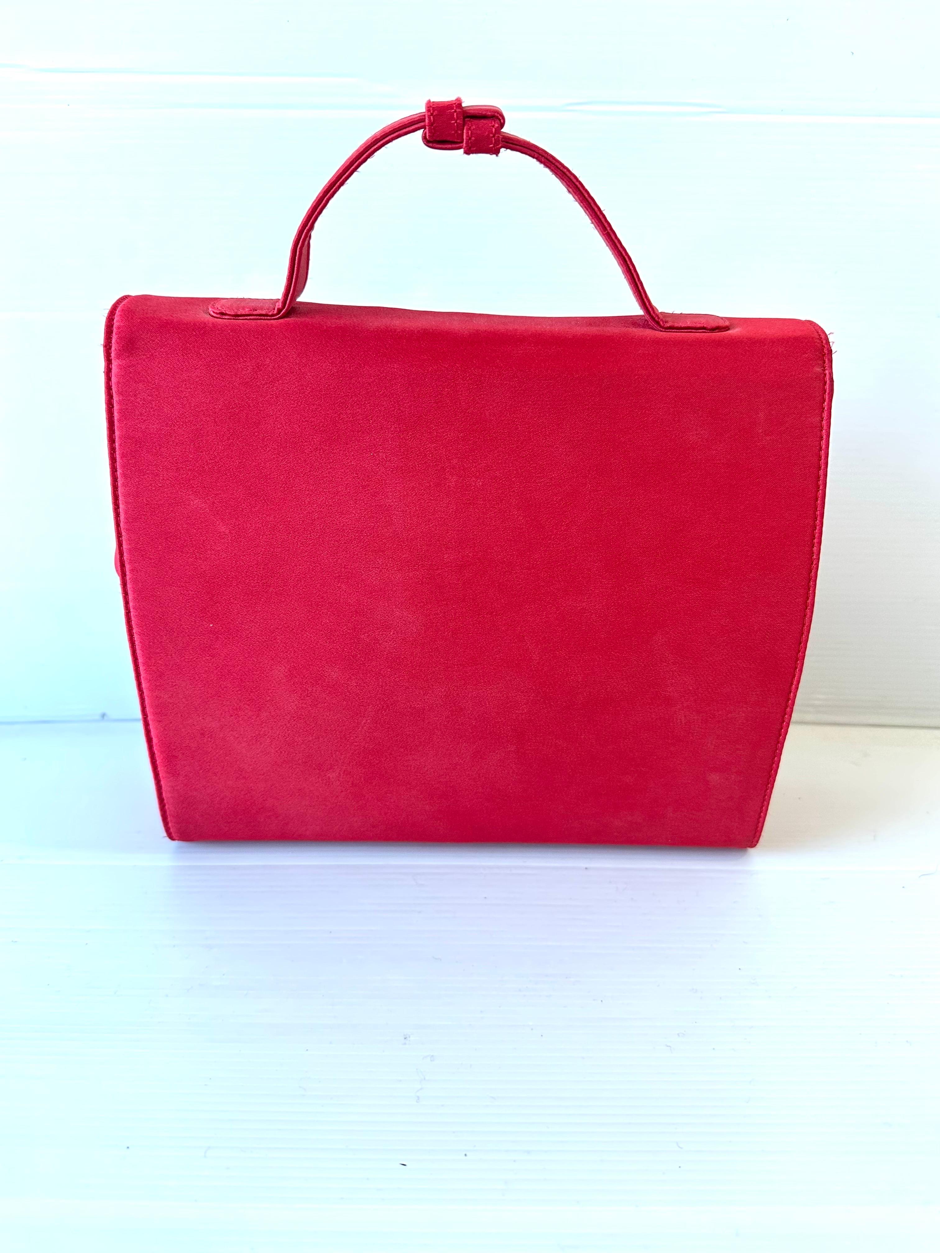 Vintage Moschino Redwall handbag from the 90s For Sale 2