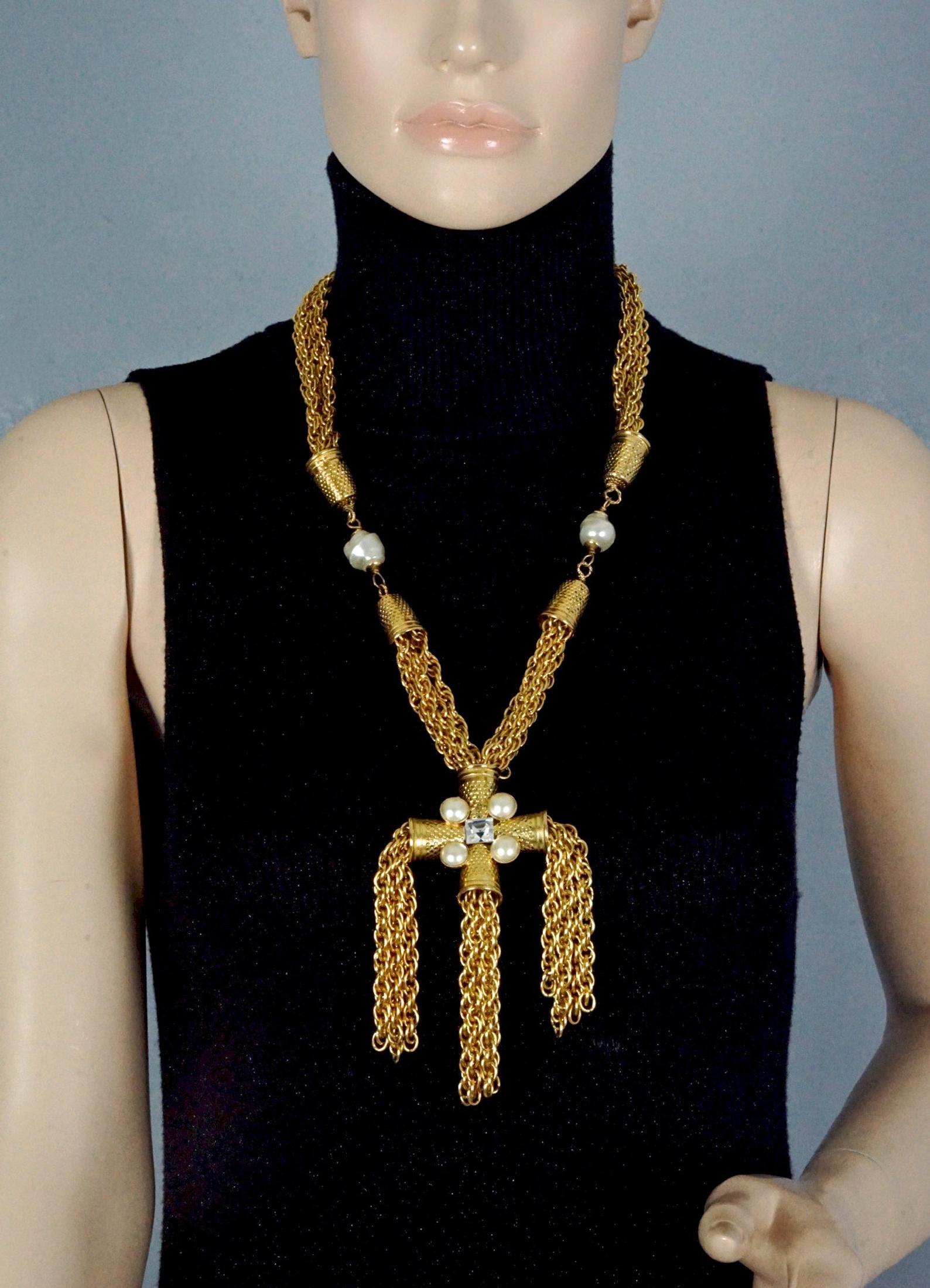 Vintage MOSCHINO Thimble Cross Cascading Tassel Fringe Chain Necklace In Good Condition In Kingersheim, Alsace