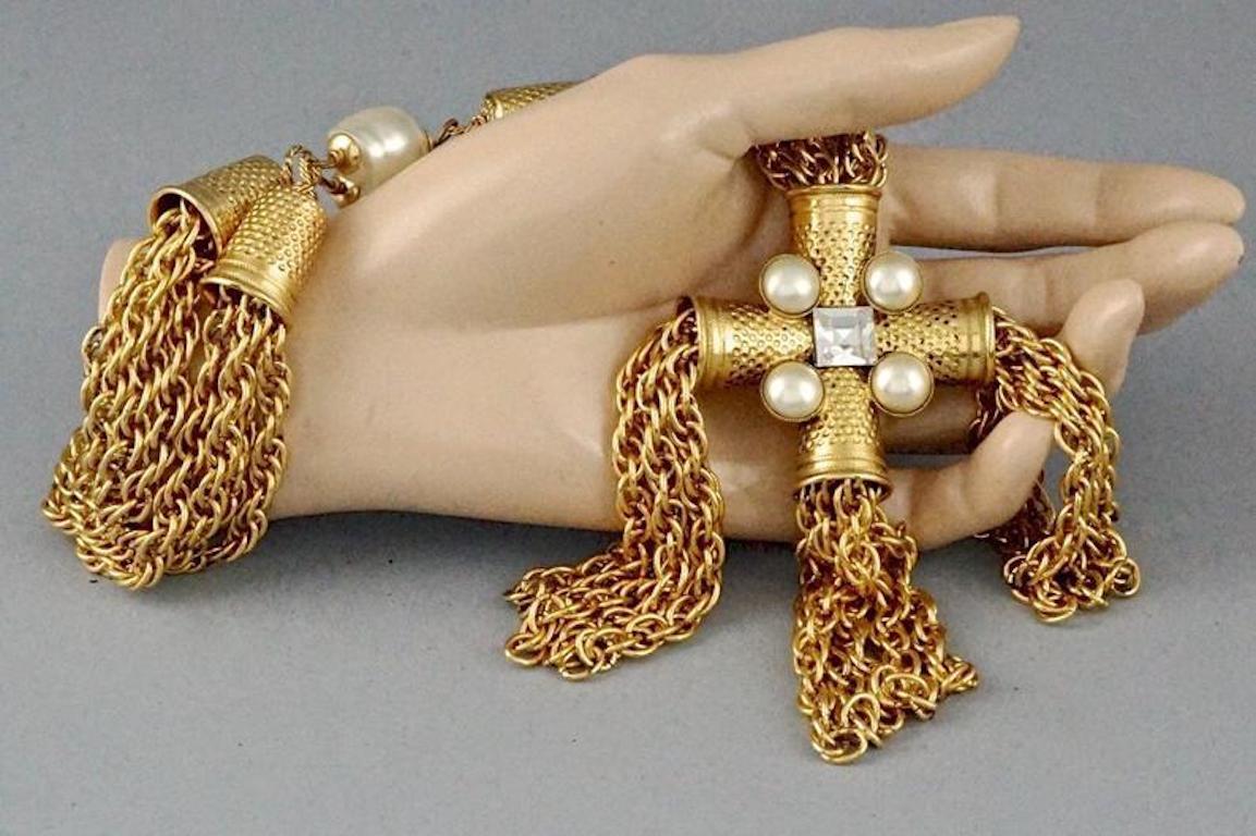 Vintage MOSCHINO Thimble Cross Cascading Tassel Fringe Chain Necklace 4
