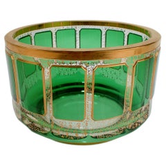 Bol vintage en verre doré Moser avec cabochons verts
