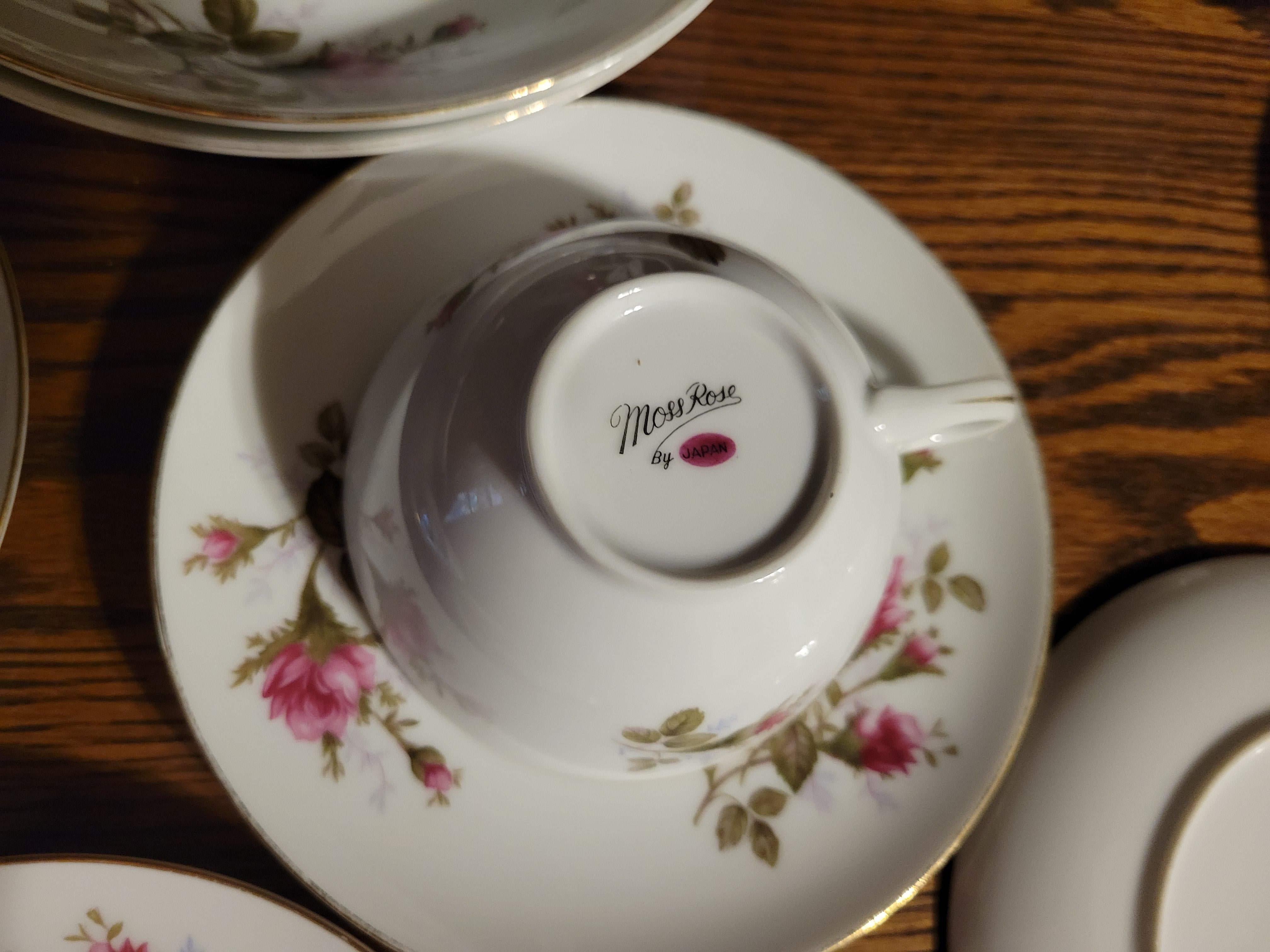 Vintage Moss Rose by Japan Fine China Tea Set - 15 Pieces  In Good Condition For Sale In Phoenix, AZ