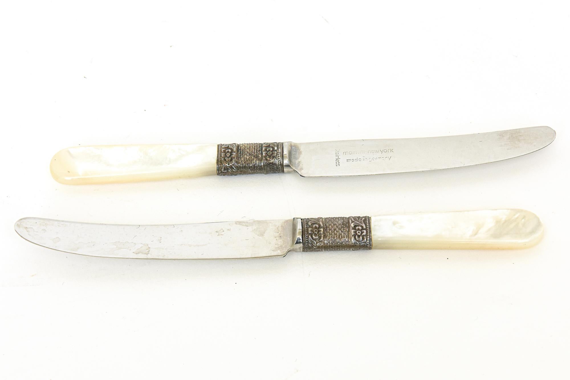 Mid-20th Century  Vintage Mother of Pearl and Stainless Steel Appetizer Knives Set of 8 For Sale