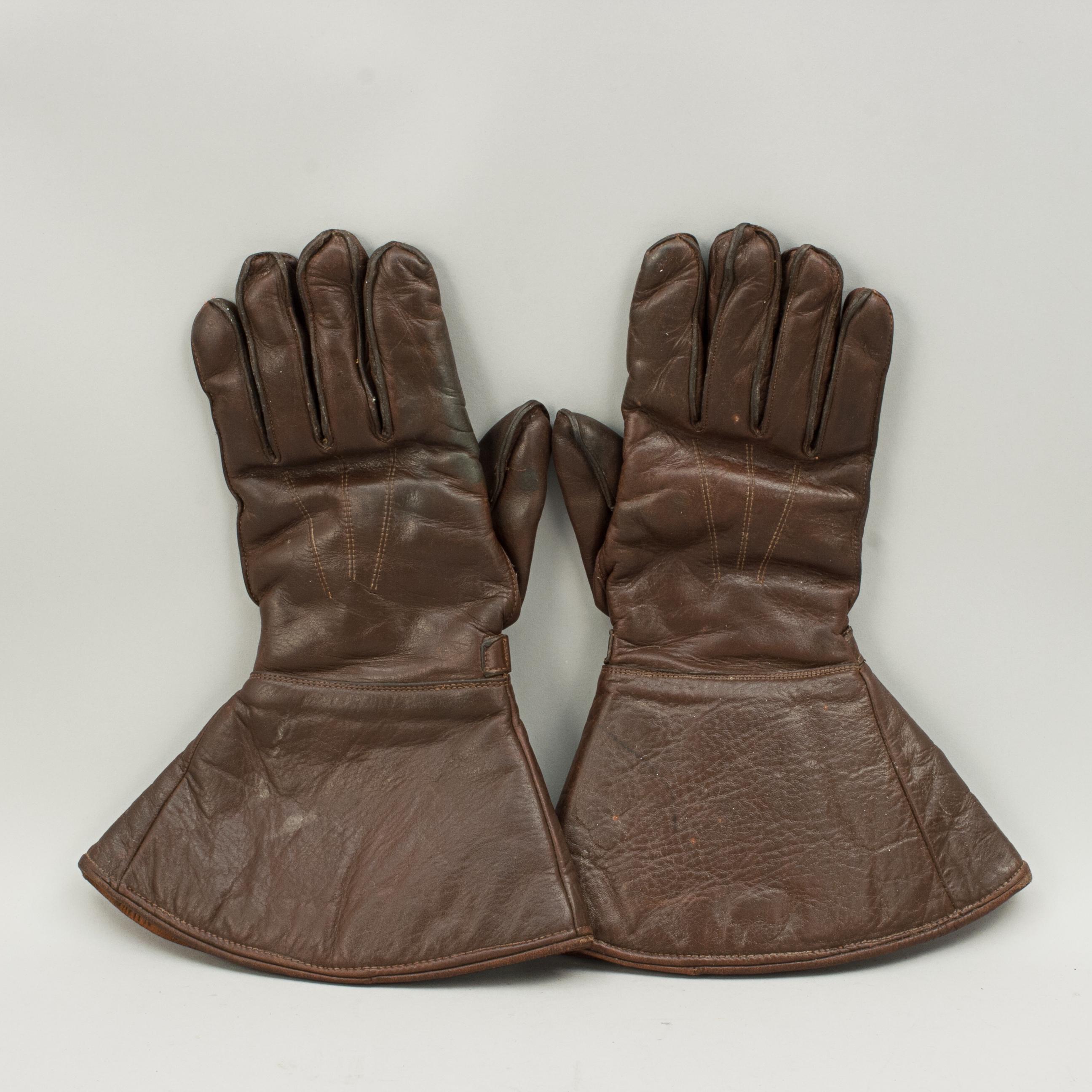 Vintage Motorcycling Gauntlets For Sale 1