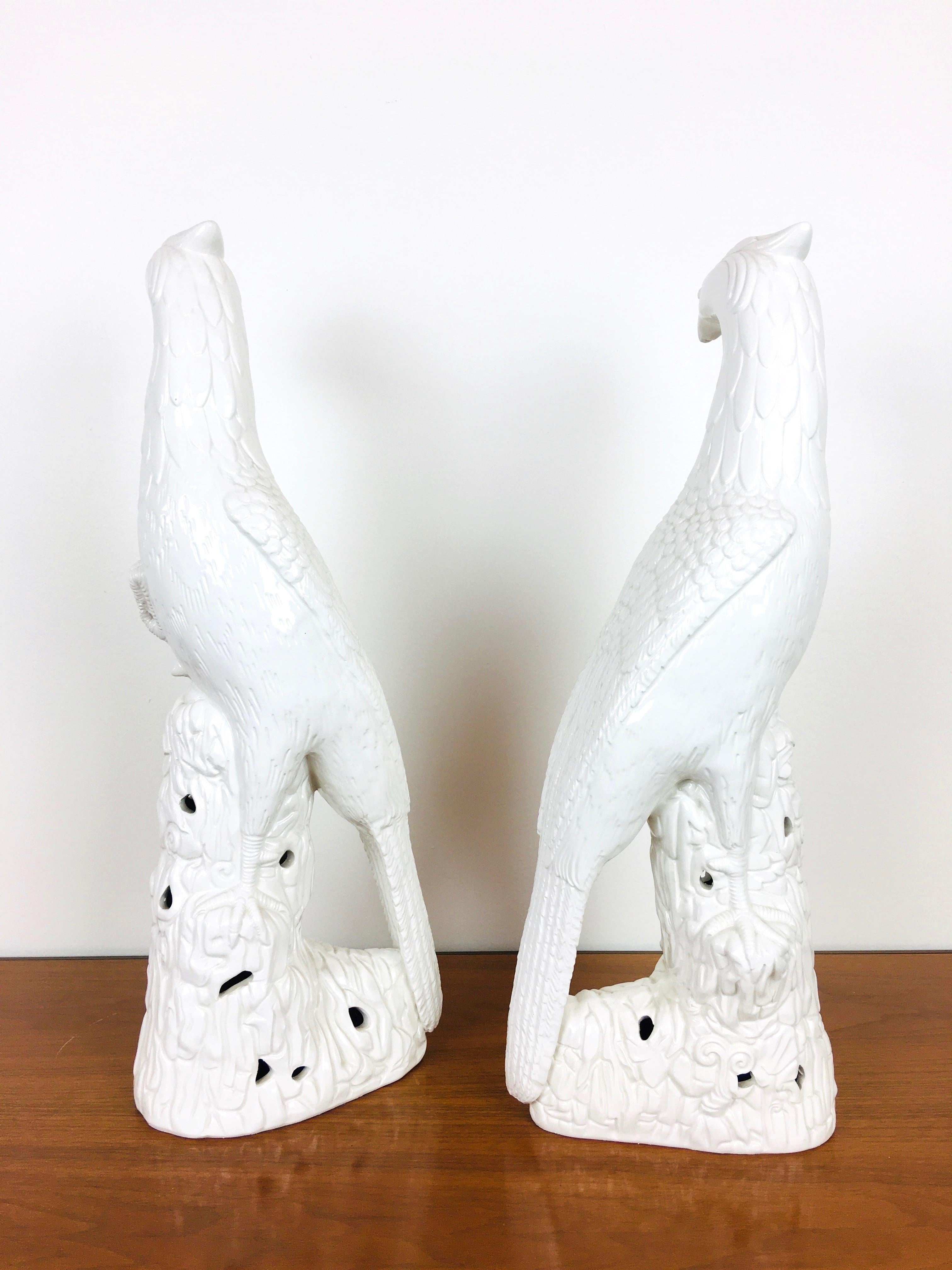 Porcelain Vintage Mottahedeh Pair of Blanc De Chine Chinoiserie Style Bird Statues