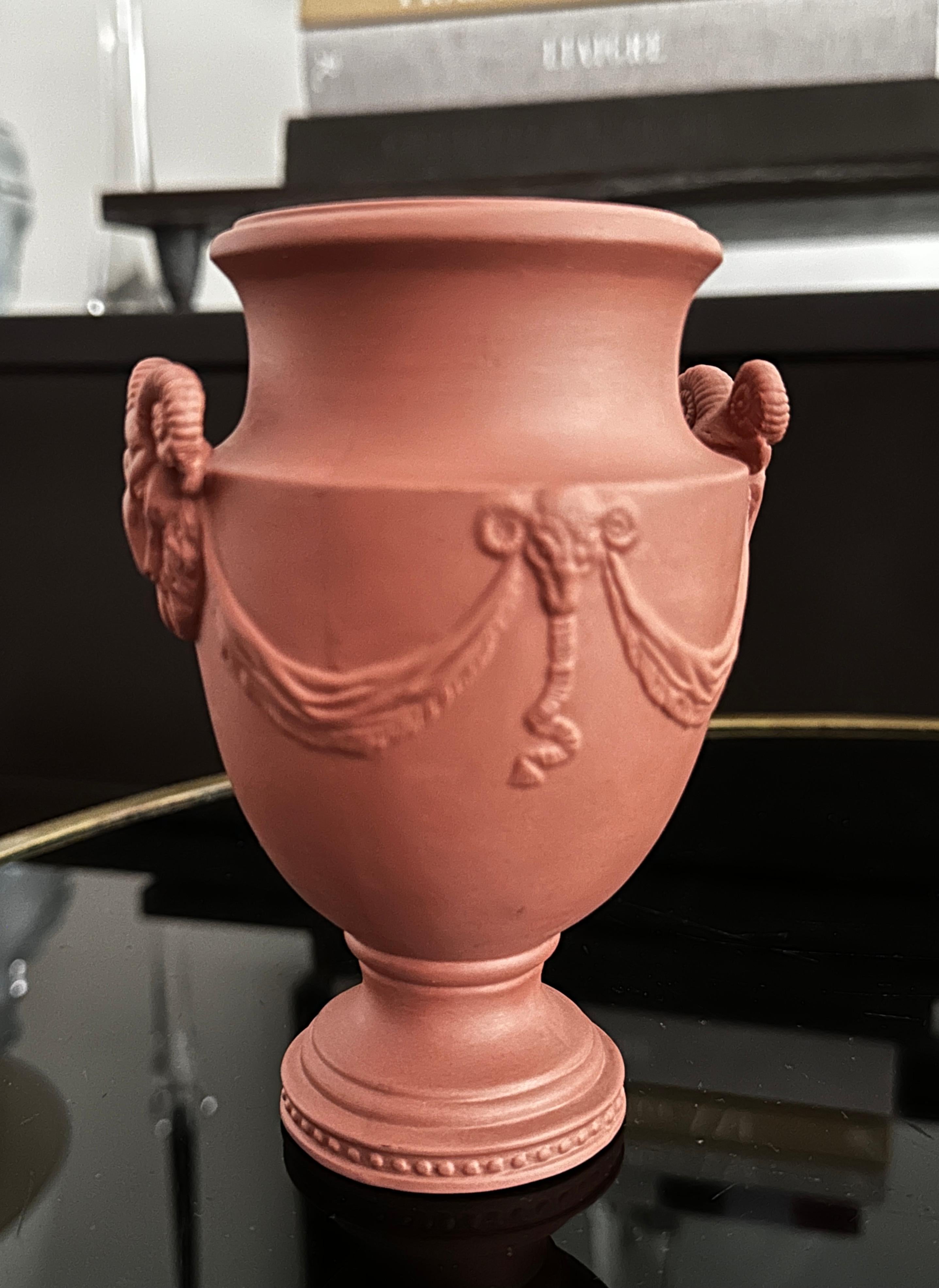 Hand-Crafted Vintage Mottahedeh Terracotta Urn And Pedestal For Sale