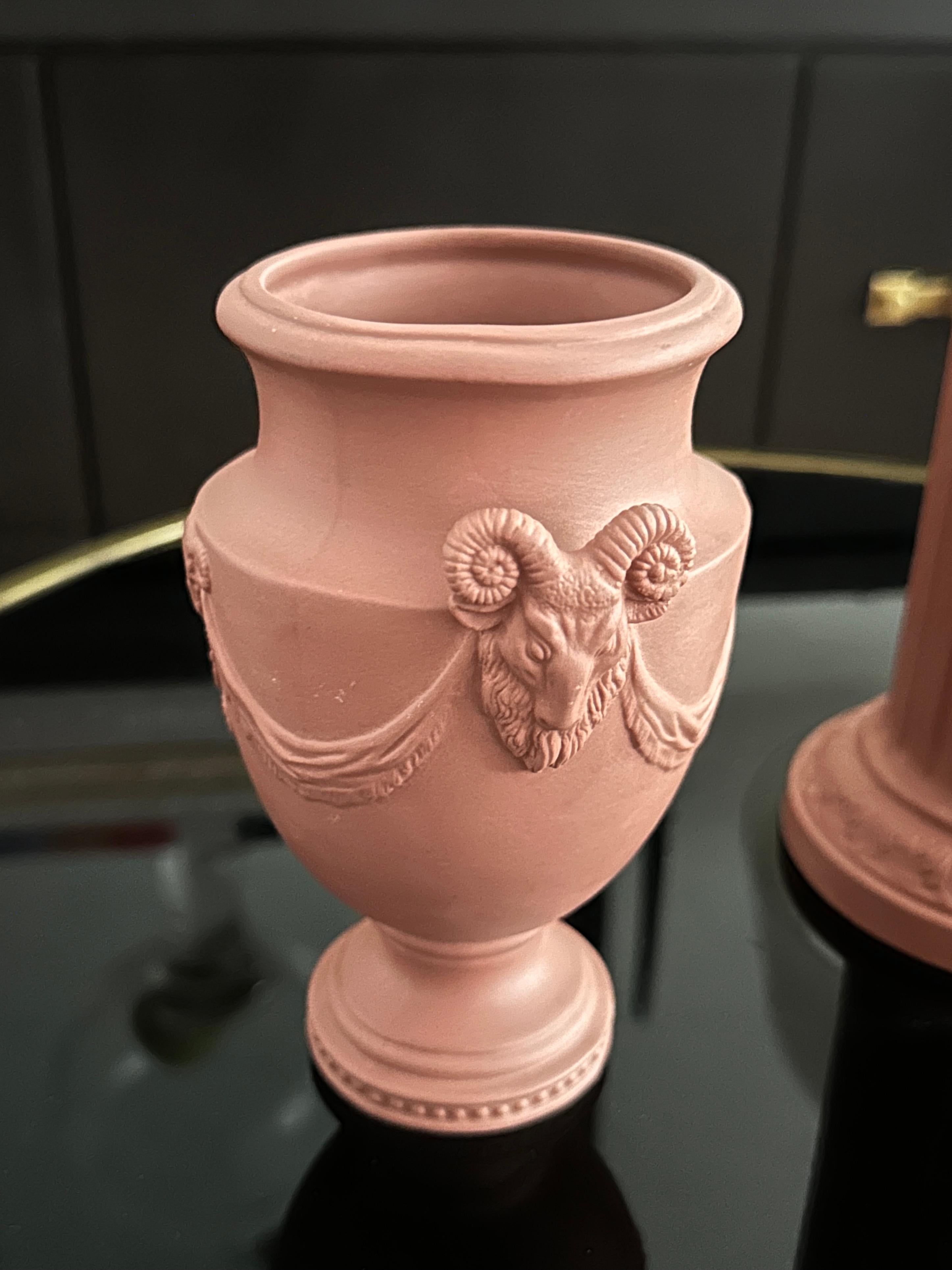 20th Century Vintage Mottahedeh Terracotta Urn And Pedestal For Sale