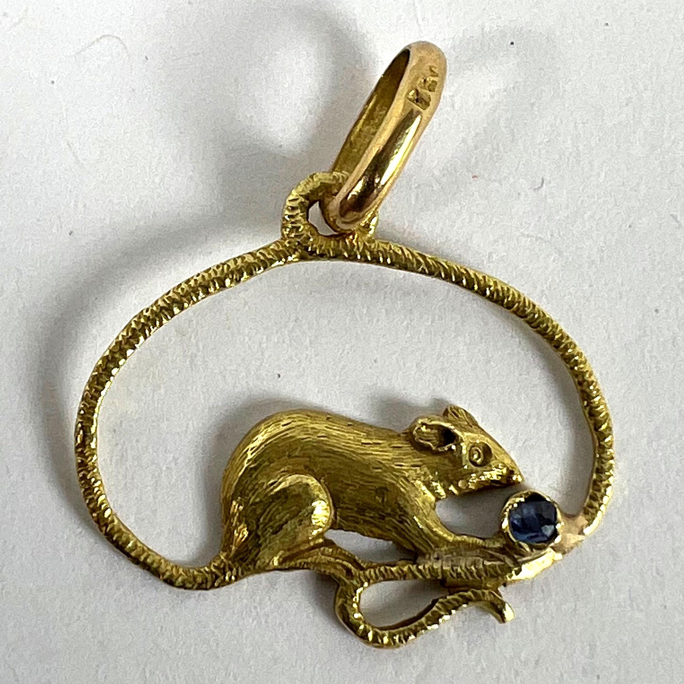 Pendentif à breloques en or jaune 18K avec saphir bleu Vintage Mouse en vente 6