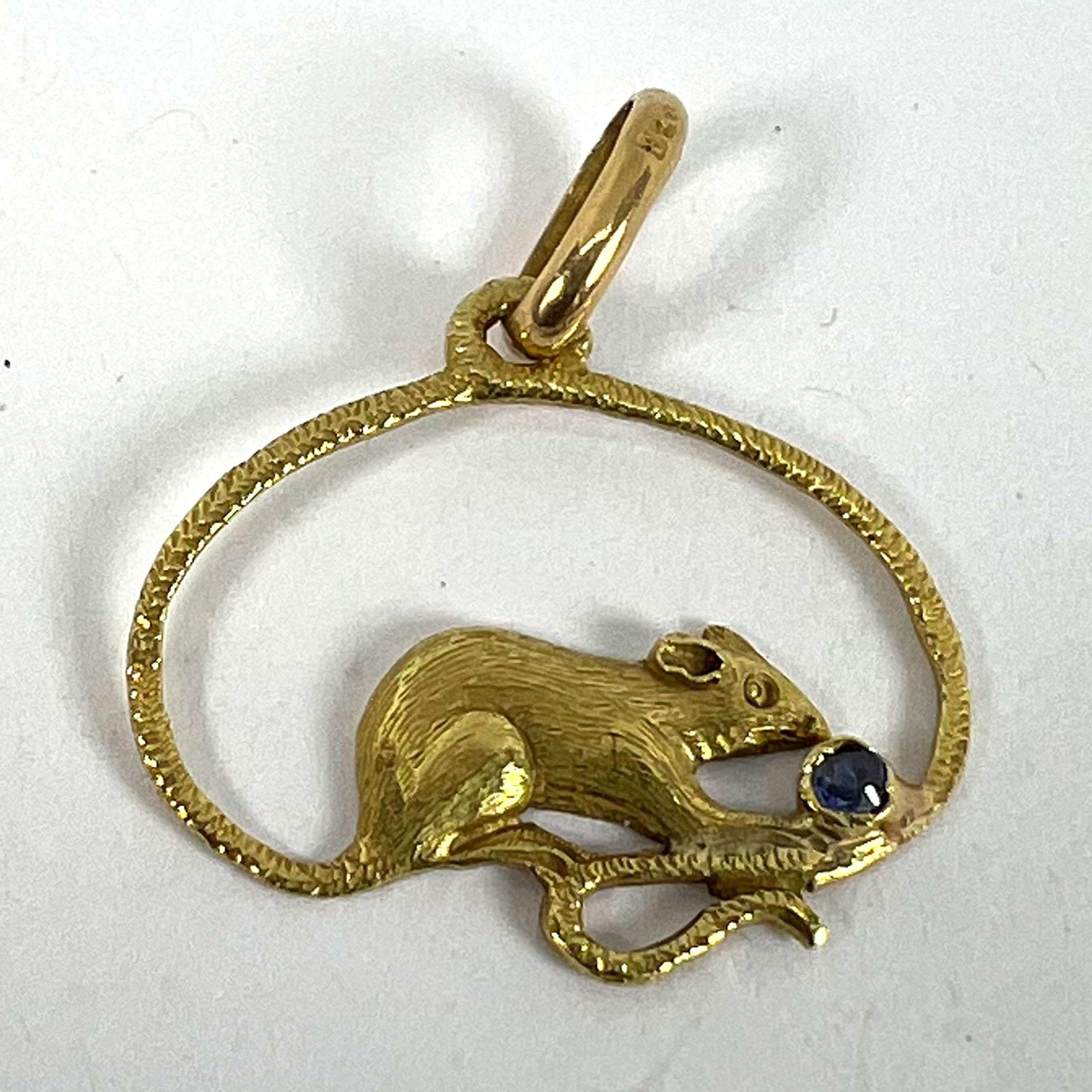 Pendentif à breloques en or jaune 18K avec saphir bleu Vintage Mouse en vente 7