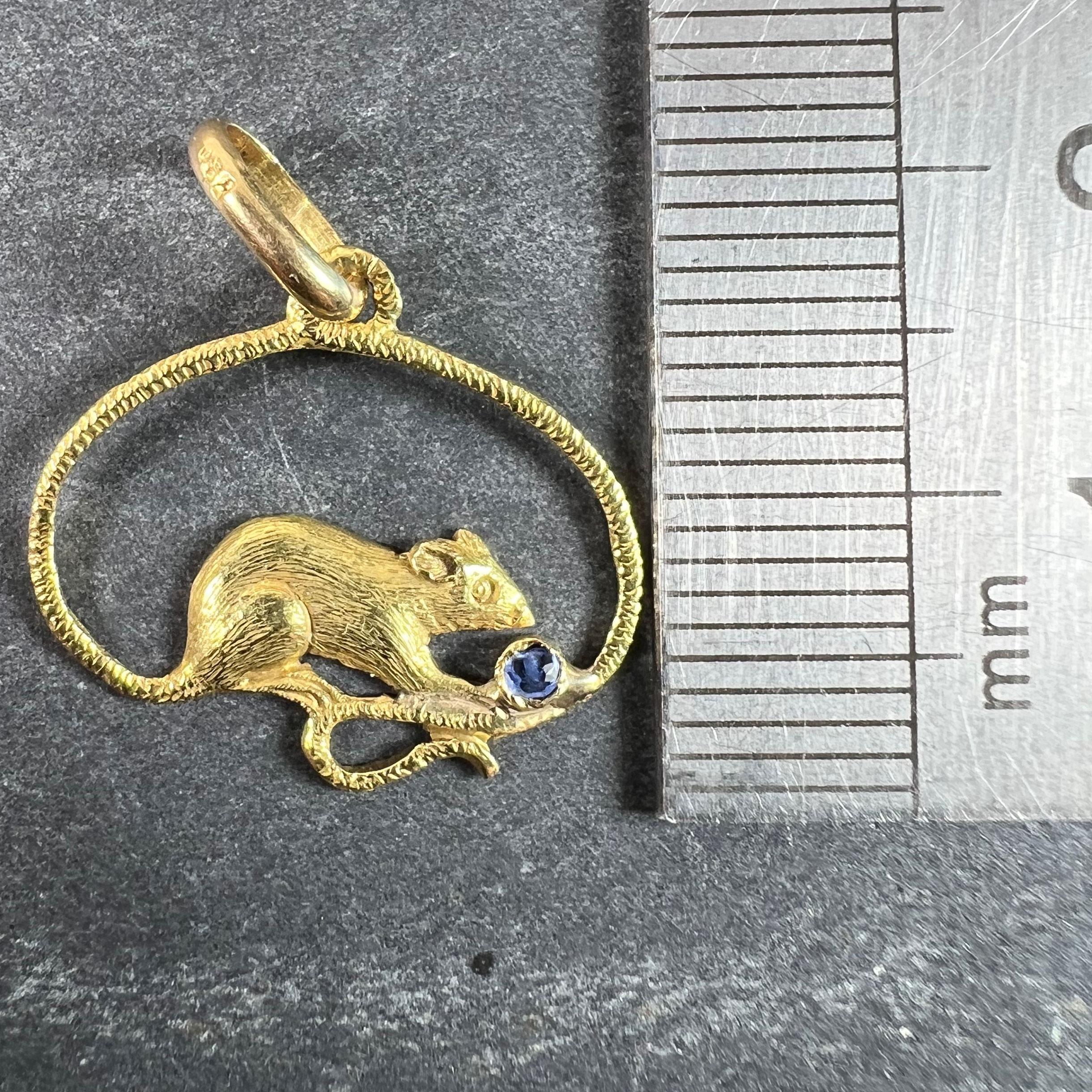 Pendentif à breloques en or jaune 18K avec saphir bleu Vintage Mouse en vente 4