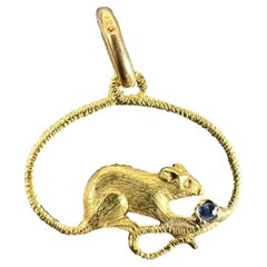 Pendentif à breloques en or jaune 18K avec saphir bleu Vintage Mouse