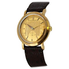 Vintage Movado Dress Wristwatch in 18 Karat Gold, circa 1960s