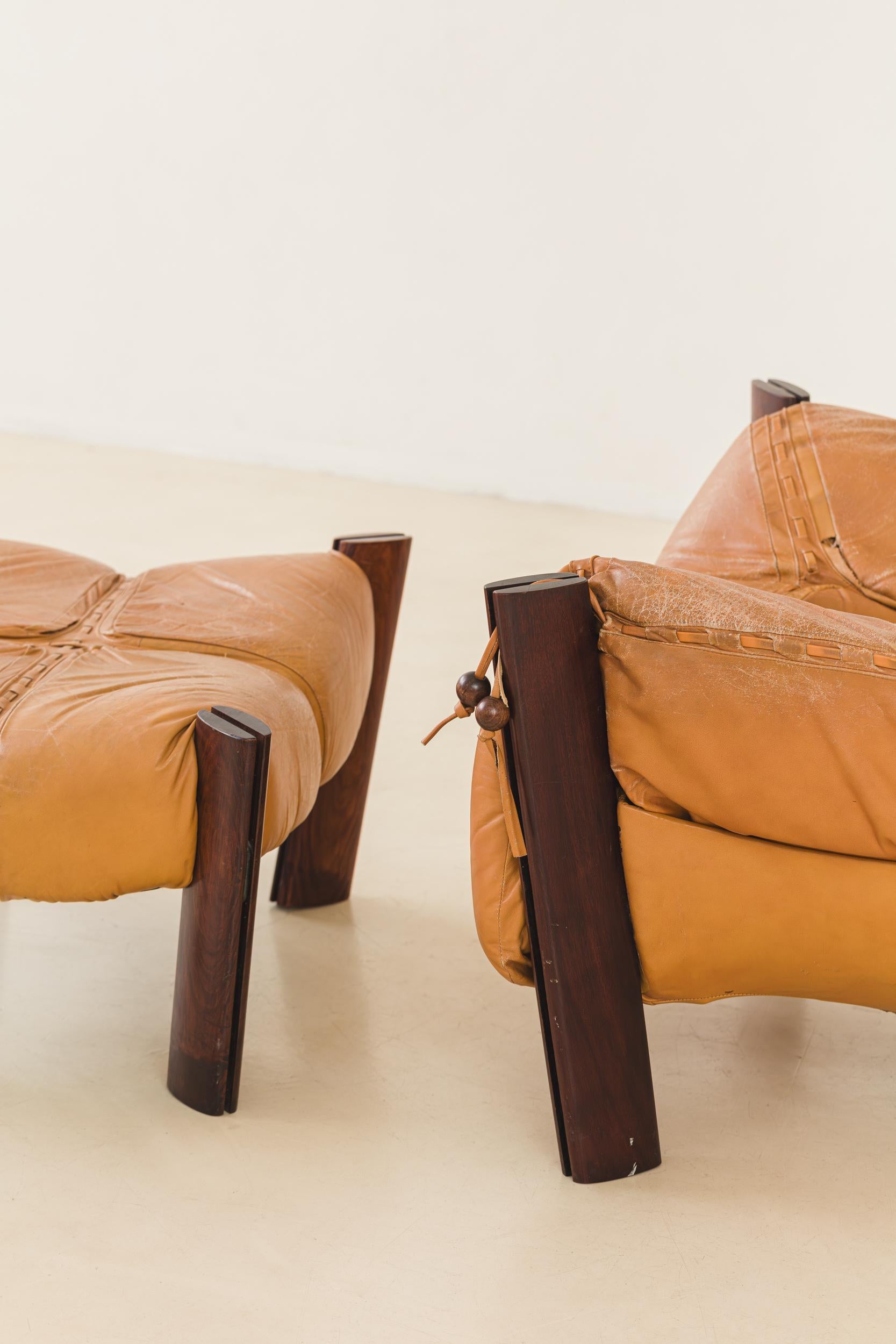 Late 20th Century Vintage MP-111 Lounge Chair with Ottoman by Percival Lafer, 1970s, Brazil For Sale
