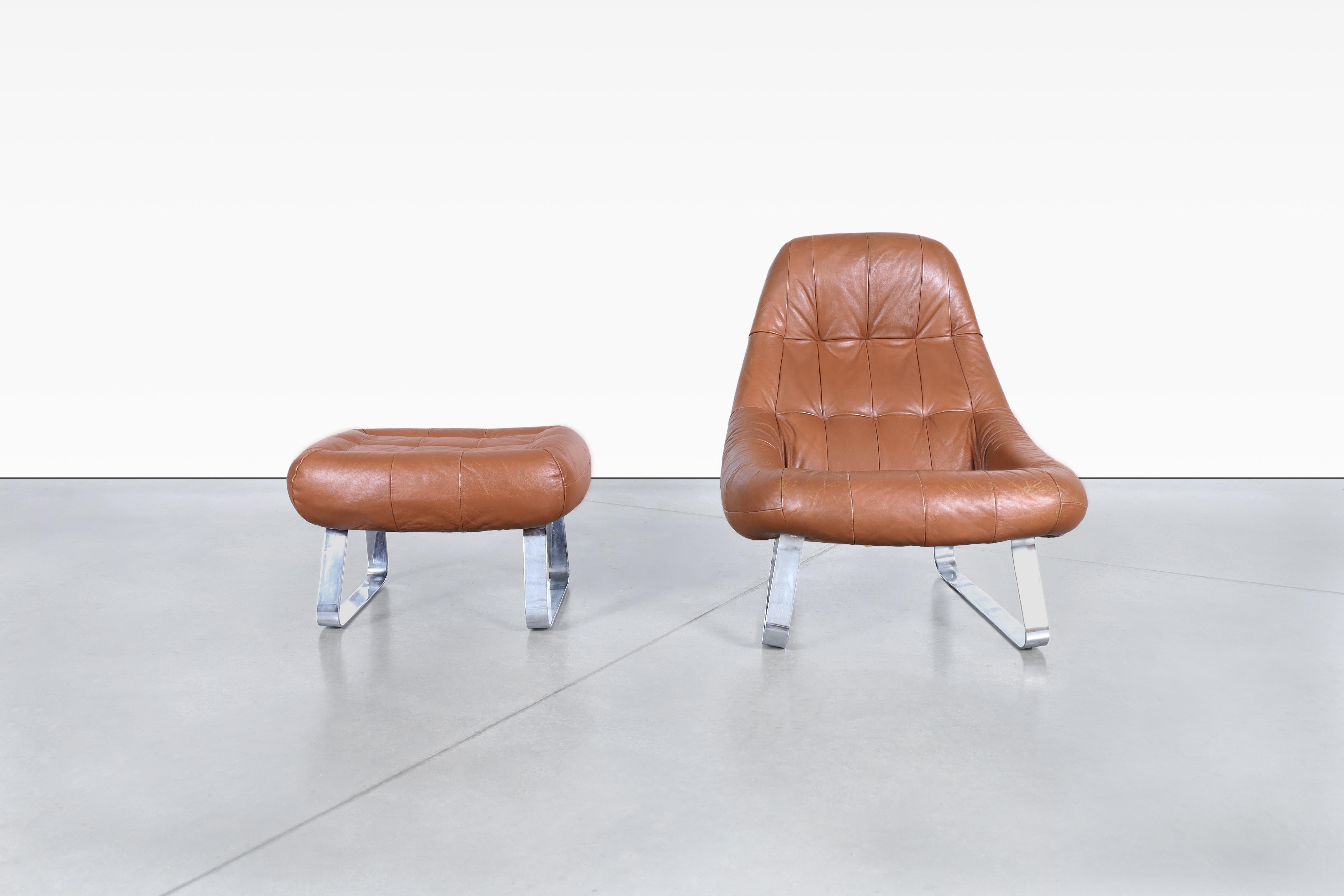 Percival Vintage MP-163 Leather Chair and Ottoman by Percival Lafer For Sale at ...