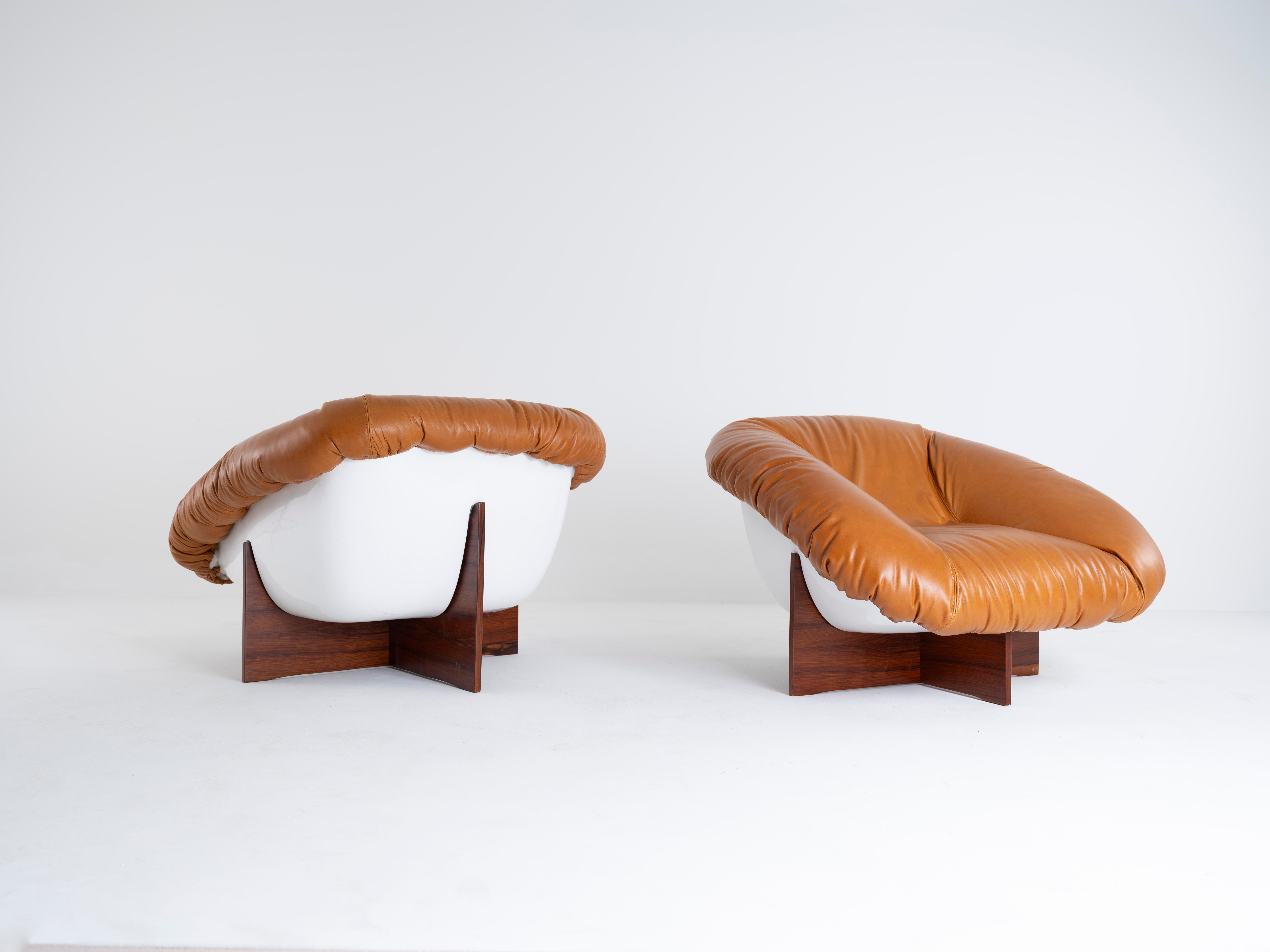 Coppia di poltrone vintage MP-61, Percival Lafer, Brasile, anni '70 in vendita 4