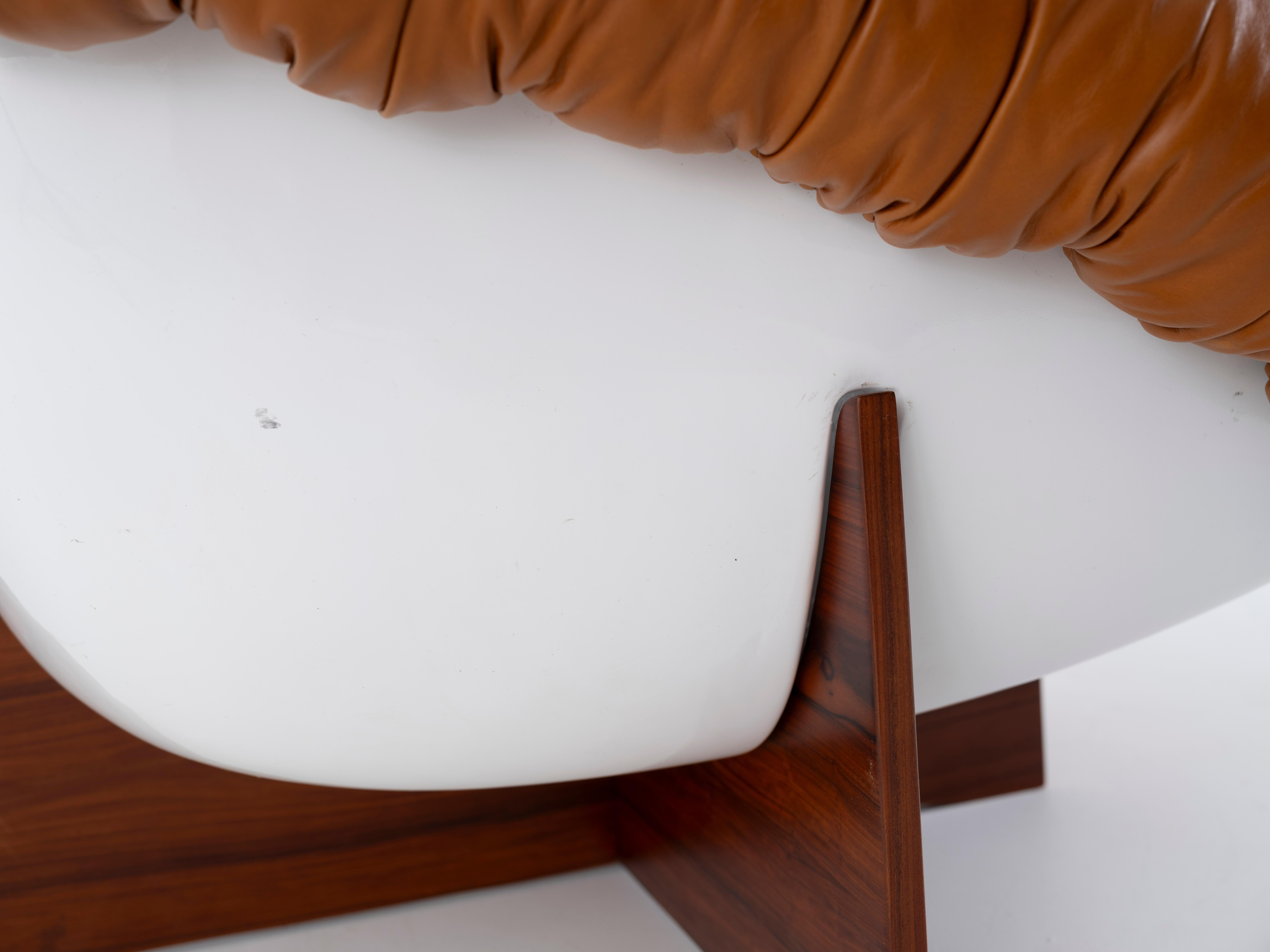 Coppia di poltrone vintage MP-61, Percival Lafer, Brasile, anni '70 in vendita 2