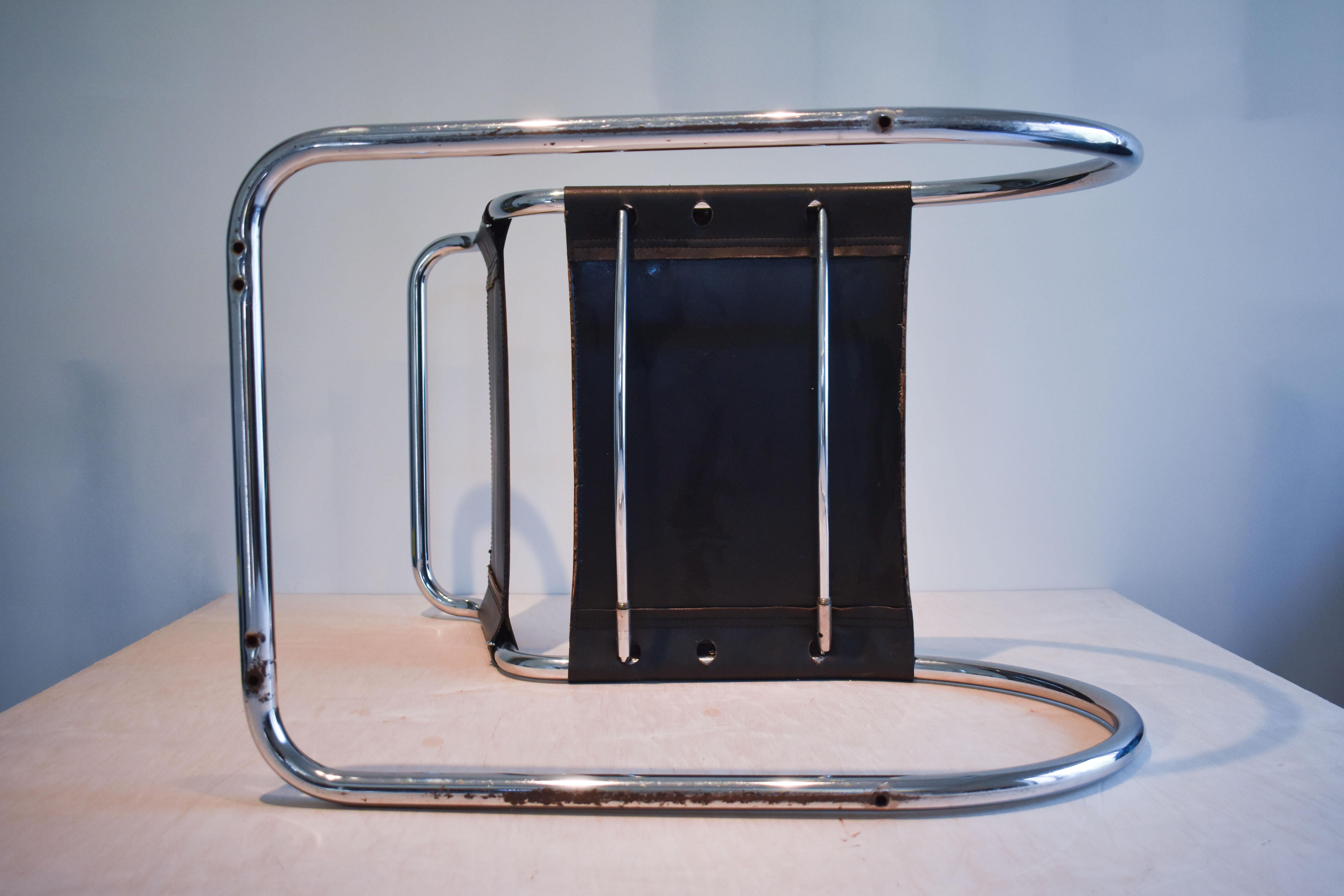 German Vintage MR10/S533L Cantilever chair  by Mies van der Rohe and Lilly Reich  For Sale