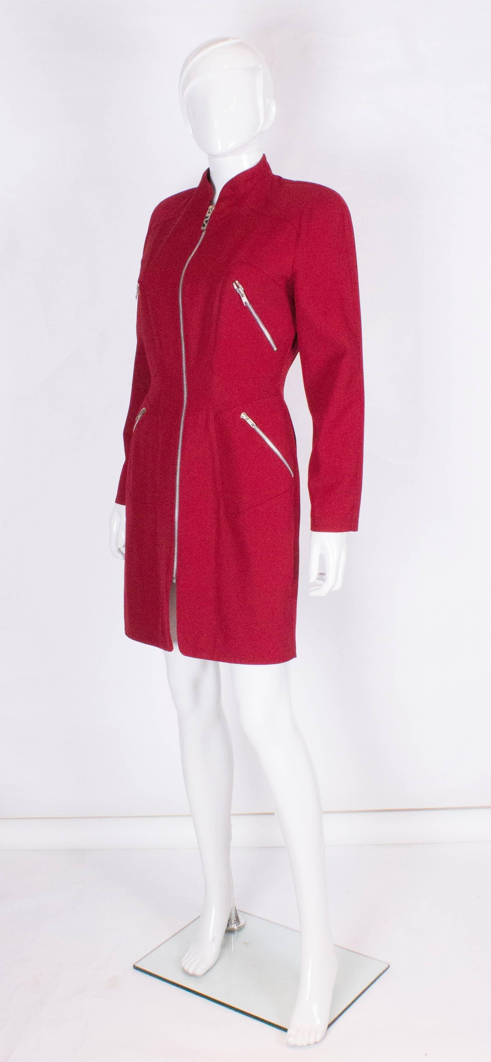 Mugler Aubergine-Kleid mit Reißverschluss oben (Rot) im Angebot