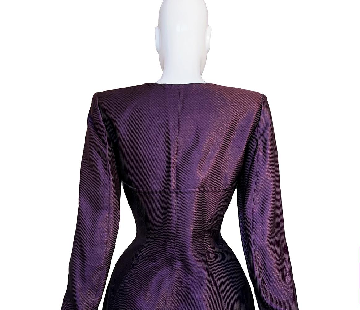 Mugler Blazer Jacket Dramatic Cutout Purple Lilac ZigZag V-Neck  For Sale 3