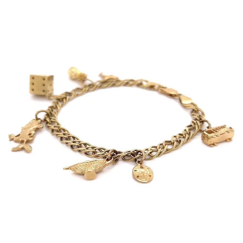Vintage Multi Charm with Minnie Mouse Gold Link Bracelet In Excellent Condition For Sale In Montreal, QC