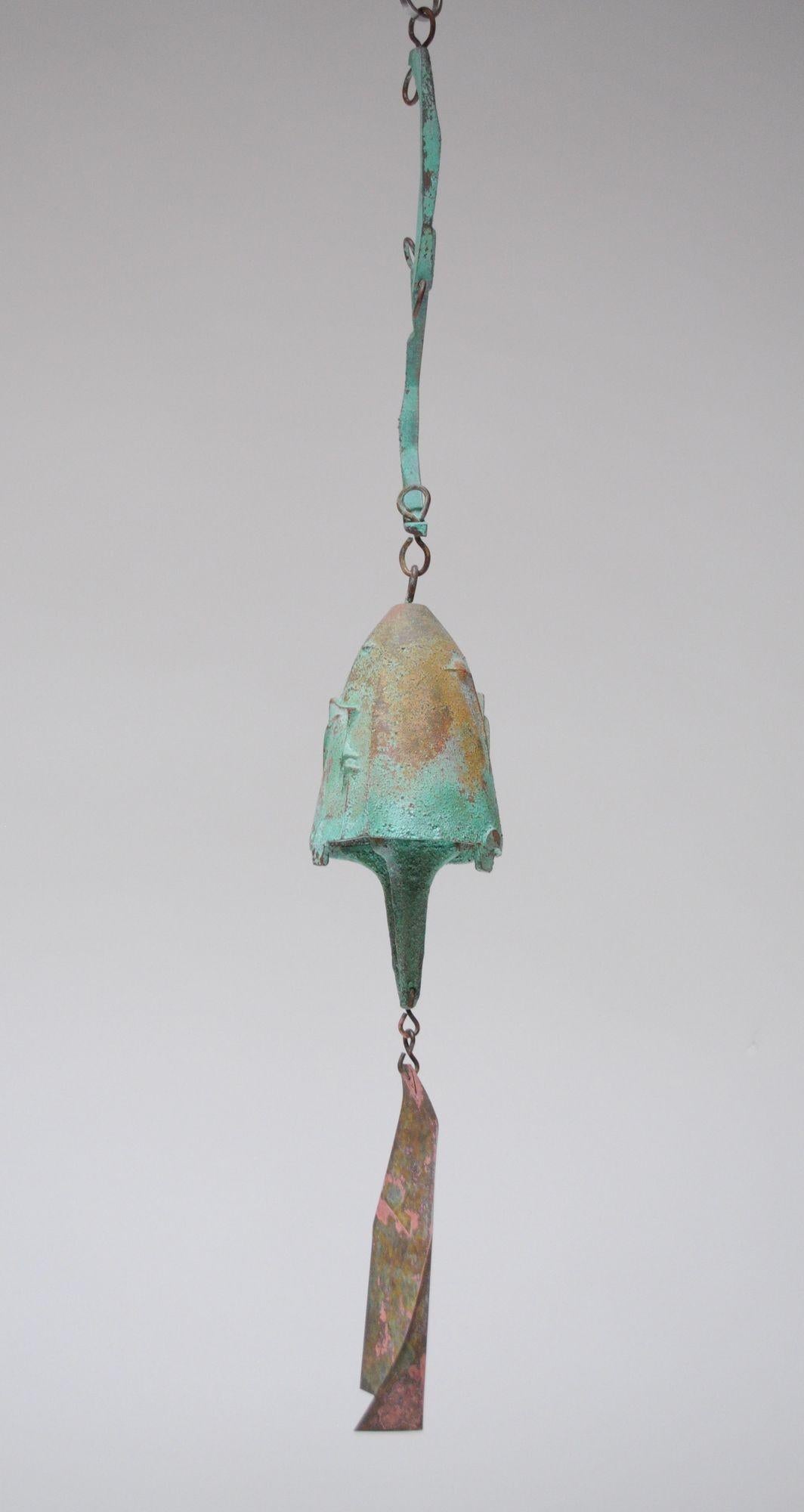 Mehrfarbige Vintage-Bronzeglocke / Wind Chime von Paolo Soleri für Arconsanti, Vintage (amerikanisch) im Angebot