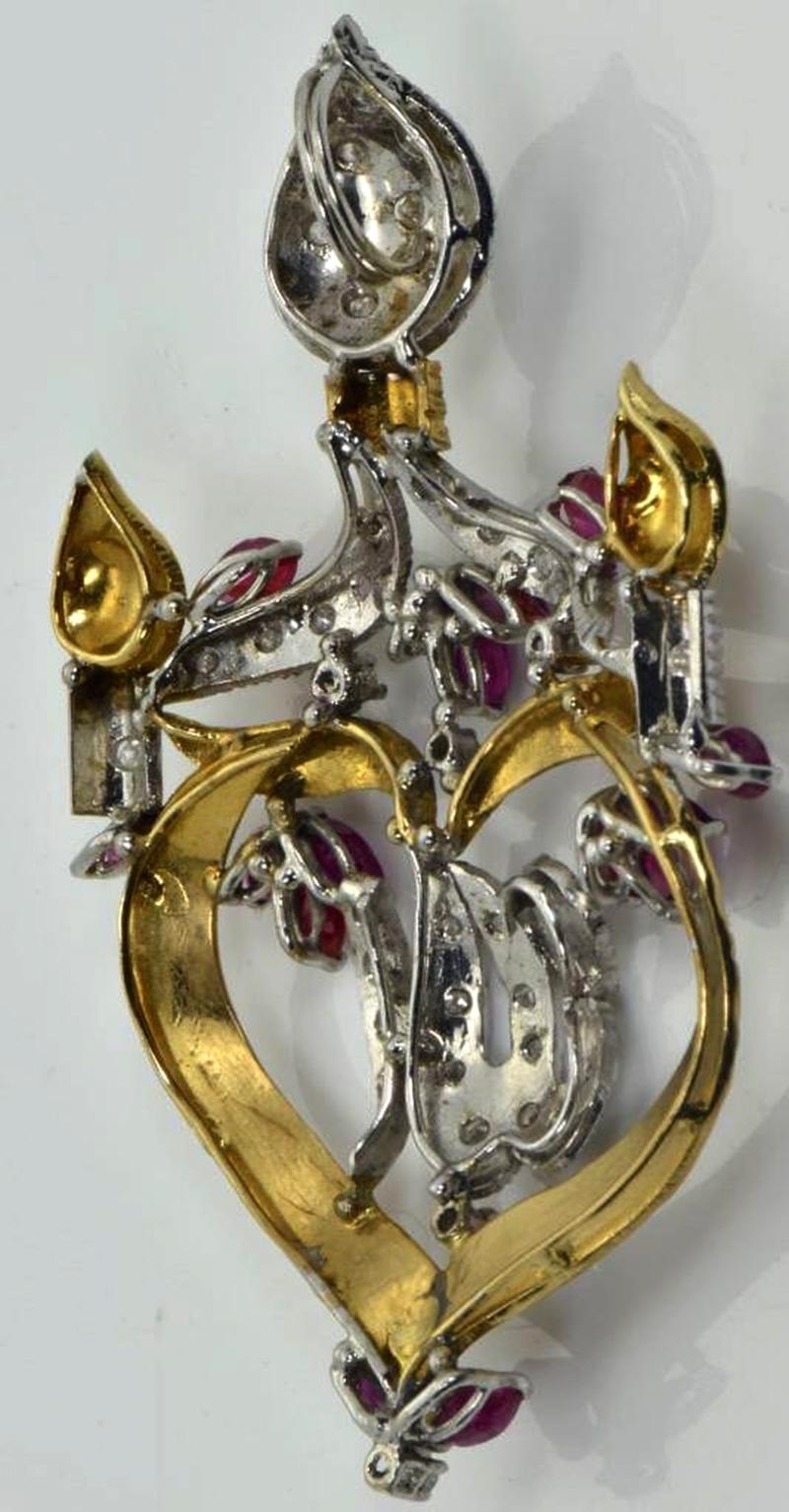 Vintage Multi-Color Islamic Gold Pendant In Excellent Condition For Sale In Sofia , BG