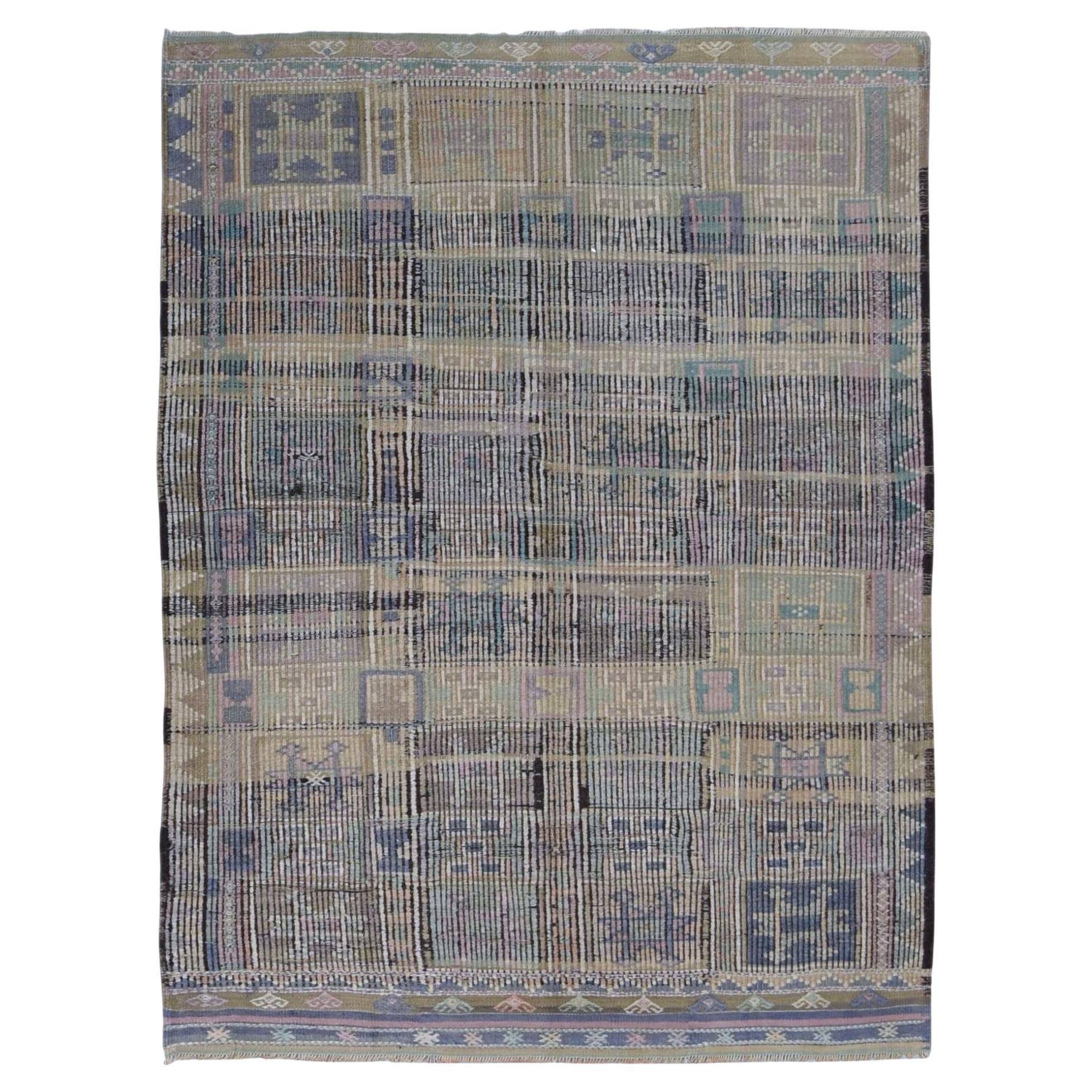 Mehrfarbiger Wollkilim mit geometrischem Motiv, mehrfarbig, 5'2''x6'10'' im Angebot