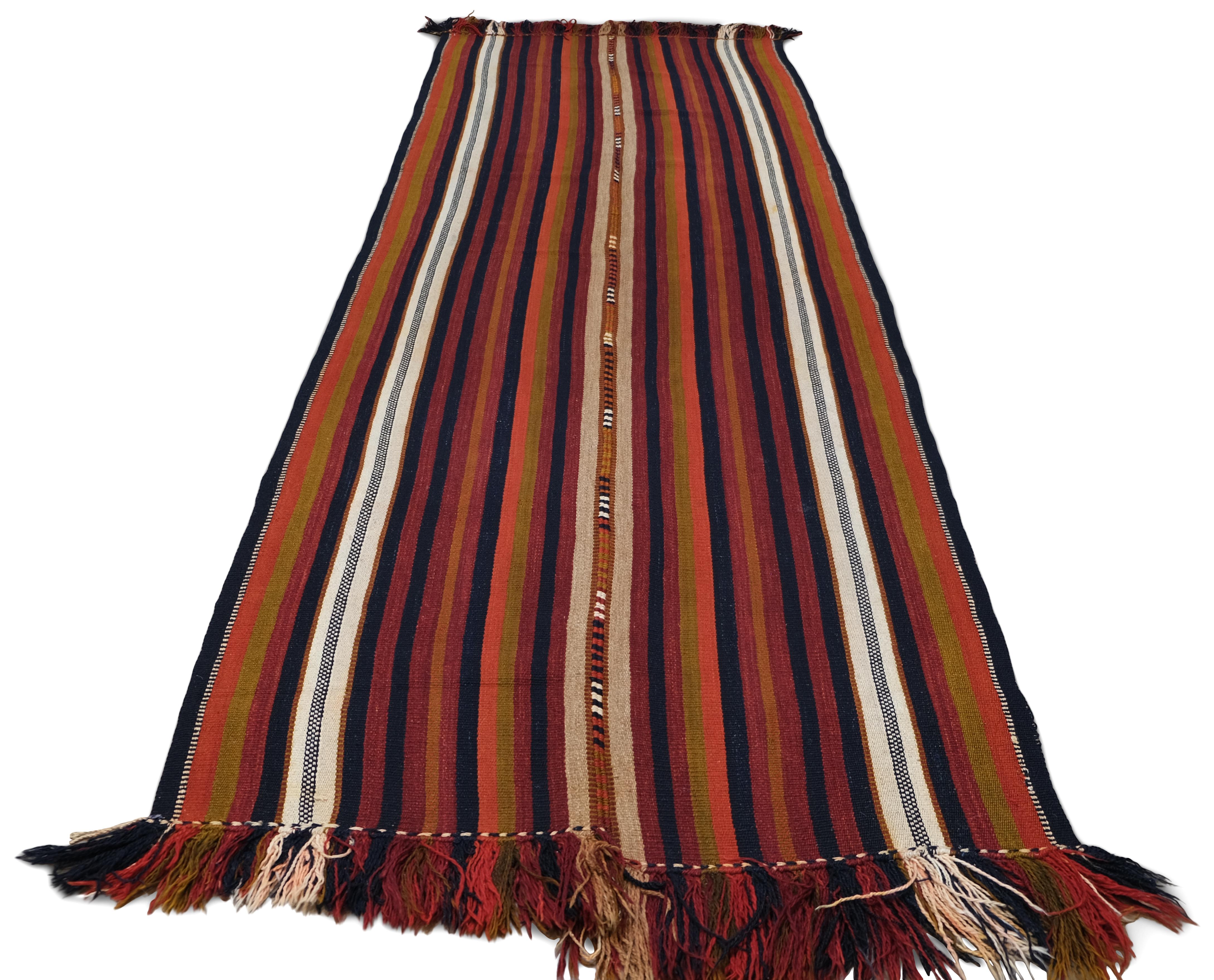 Mehrfarbiger Mazandaran-Kelim im Vintage-Stil, 4'x12'8'' (Moderne) im Angebot