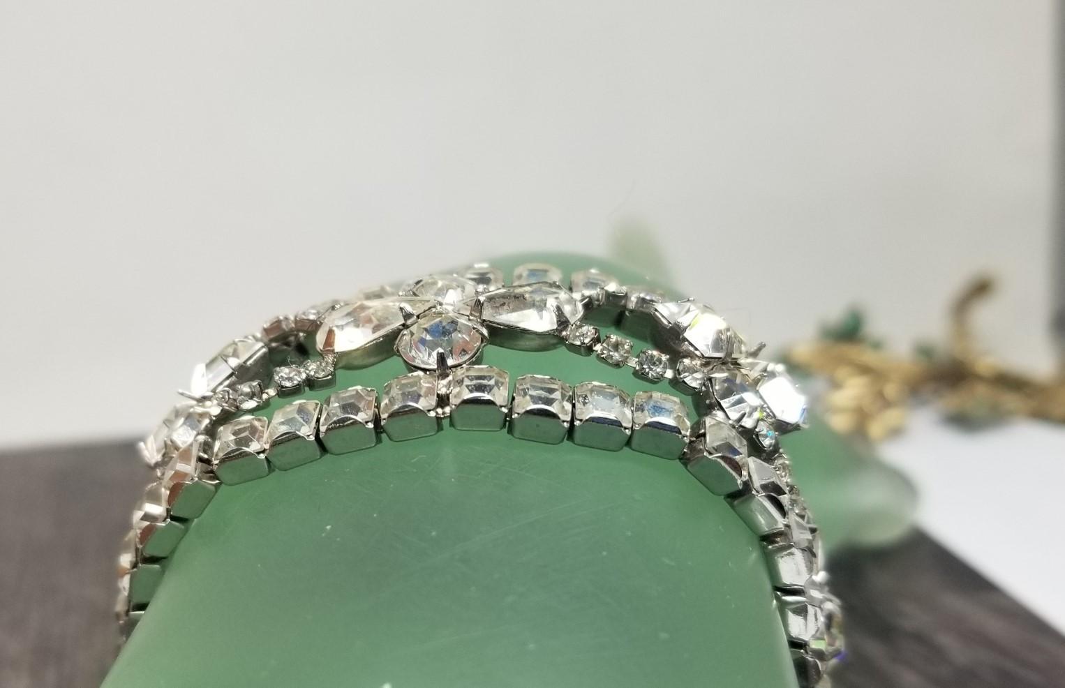 Vintage Multi-Cut Crystal Bracelet with Hidden Clasp In Excellent Condition For Sale In Los Angeles, CA