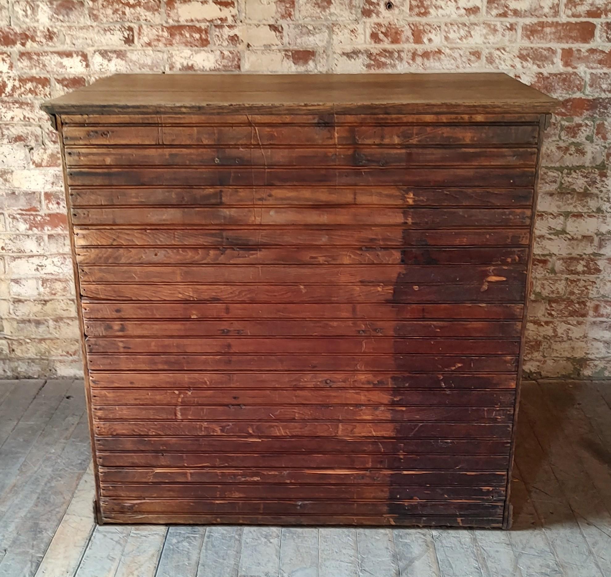 Boticario Vintage de Roble con Varios Cajones en venta 3