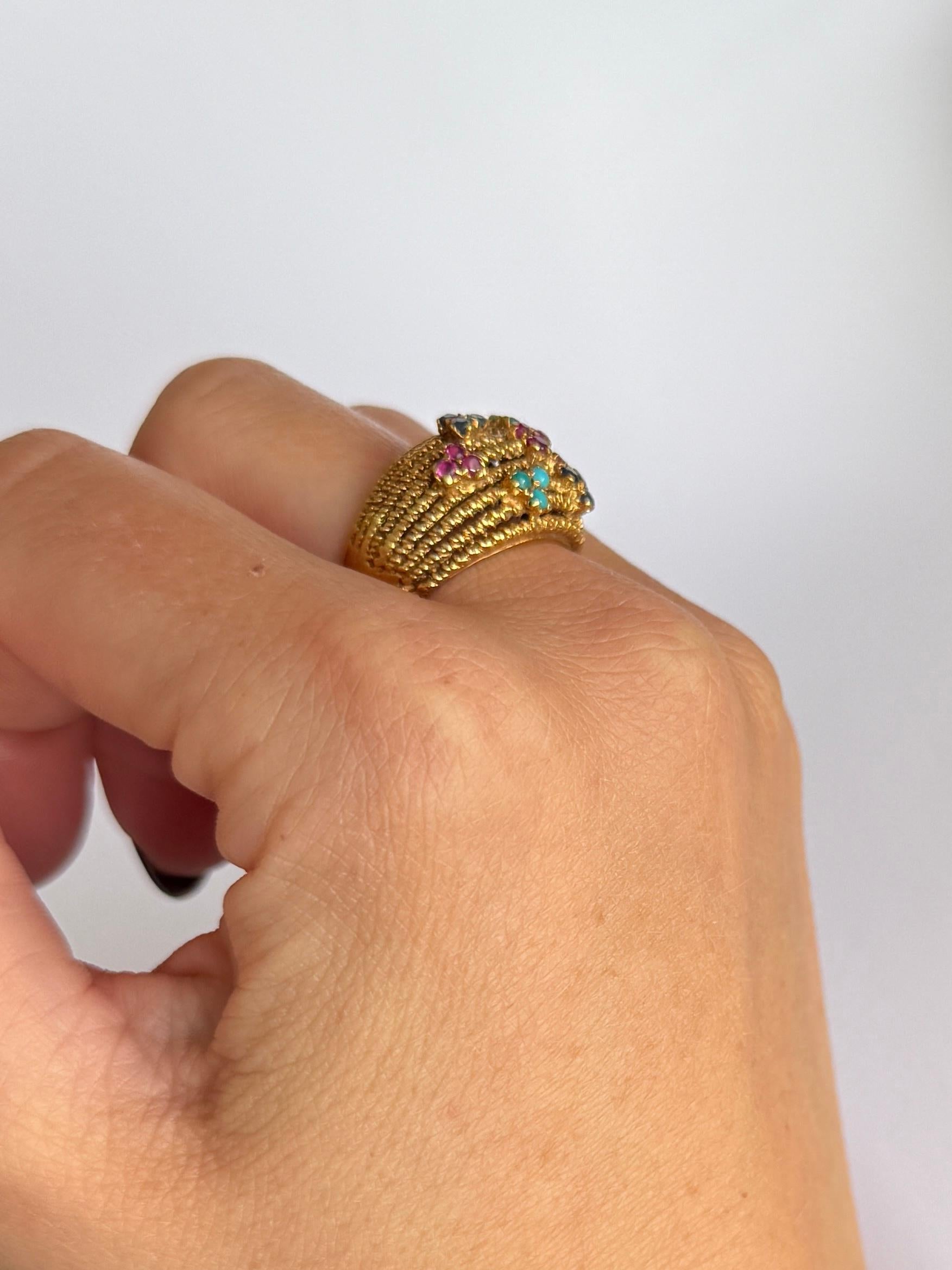 Anello vintage multi pietra in oro 9 carati In condizioni buone in vendita a Chipping Campden, GB