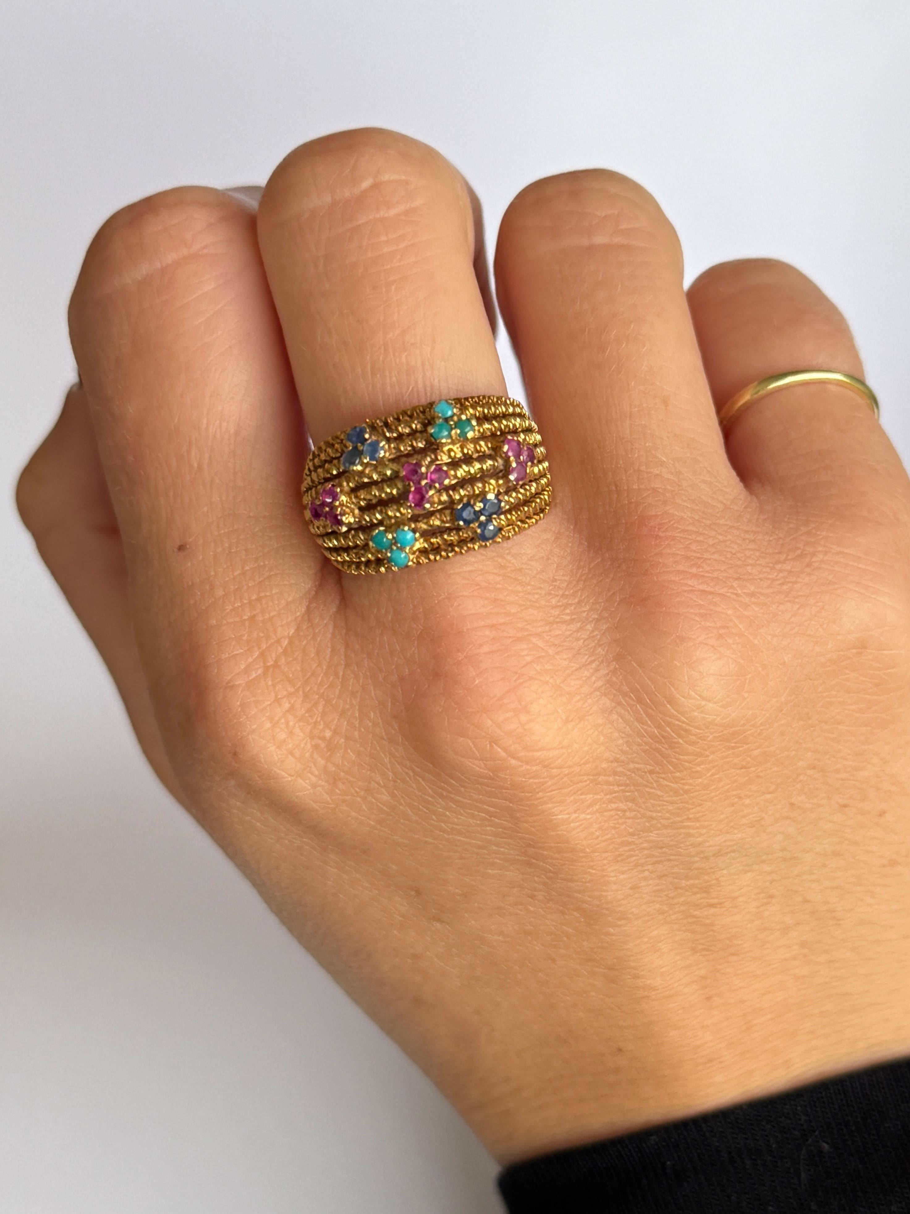 Anello vintage multi pietra in oro 9 carati in vendita 1
