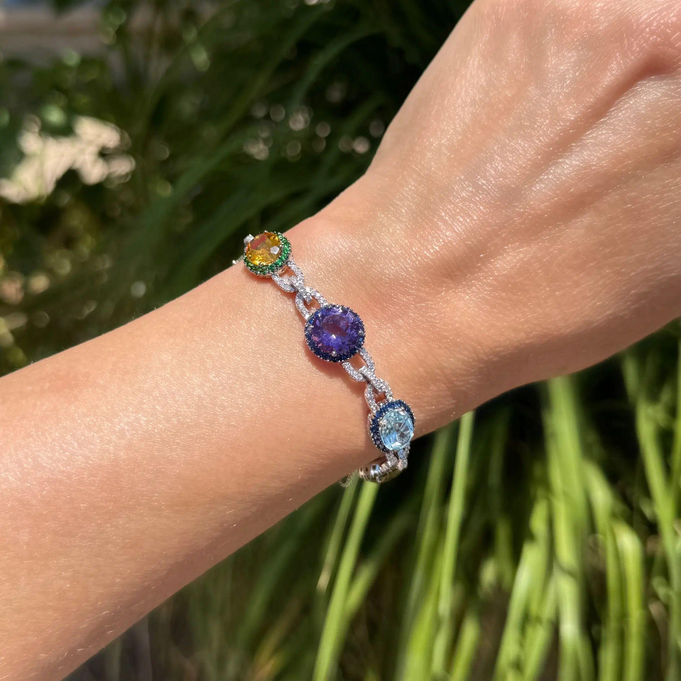 Vintage Multi Stone Topas, Citrin, Amethyst, Saphir und Diamant Goldarmband (Modernistisch) im Angebot
