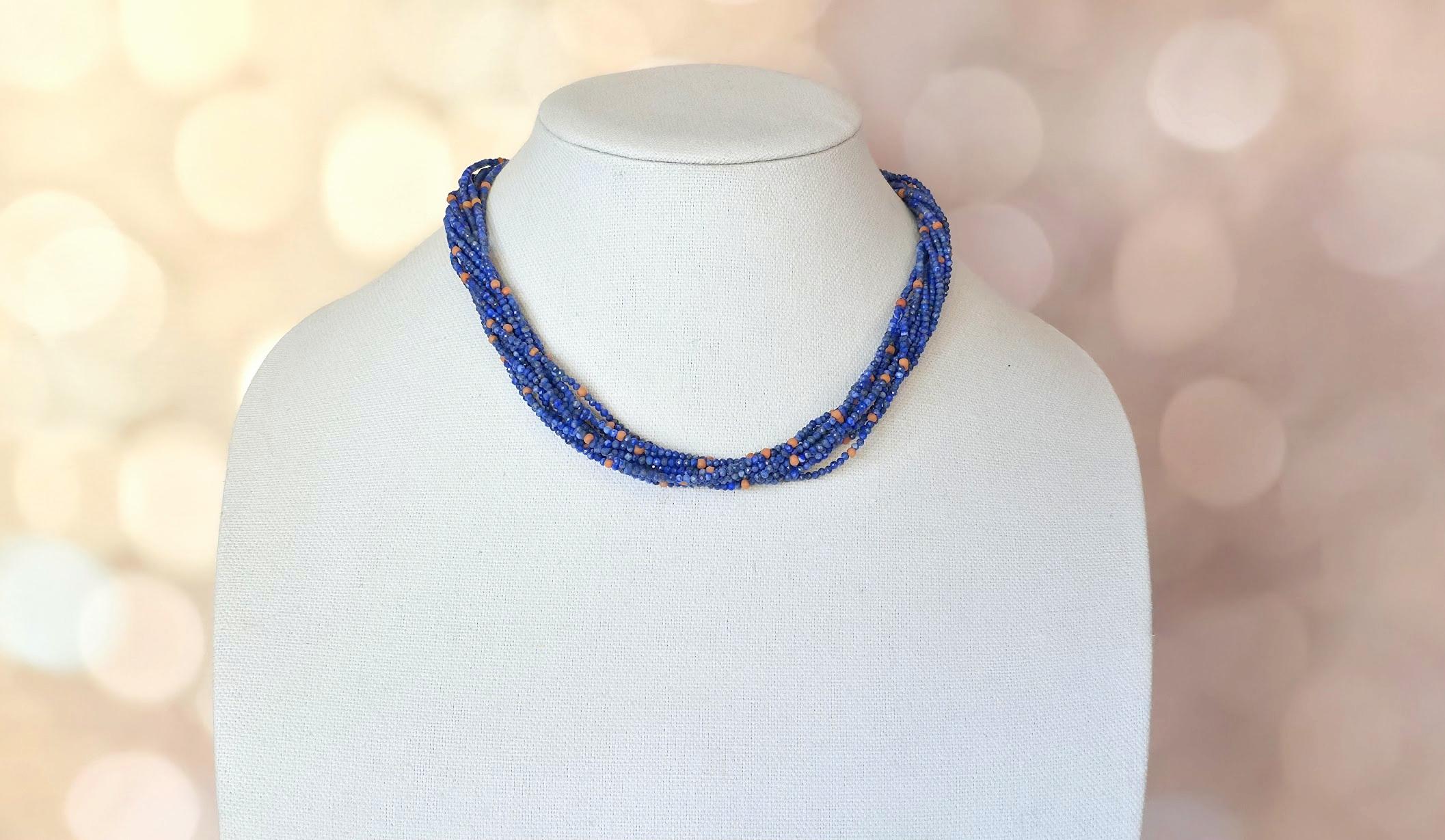 Perlina Collana a più fili di corallo e lapislazzuli d'epoca in vendita