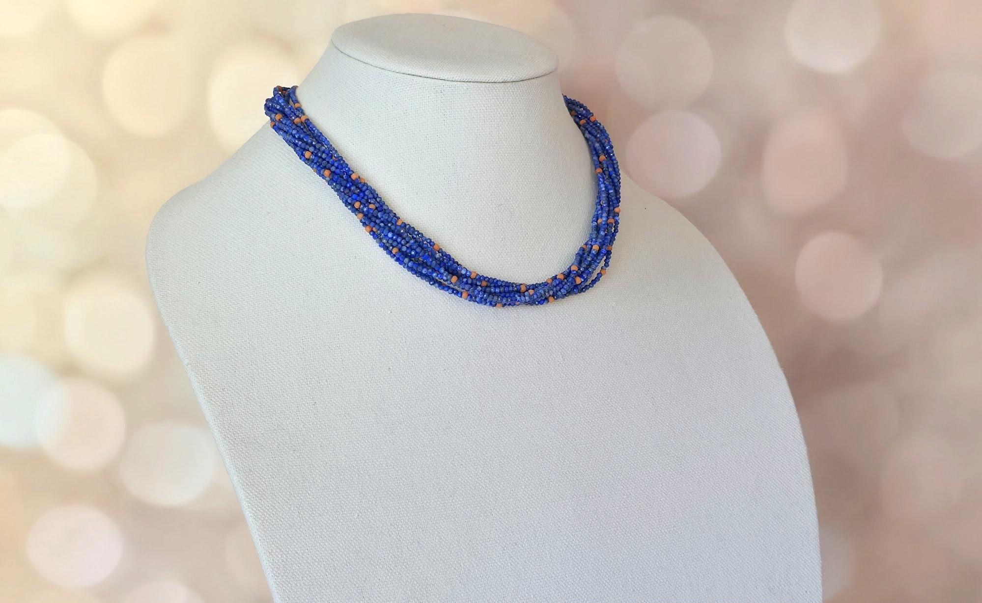 Collana a più fili di corallo e lapislazzuli d'epoca in vendita 1