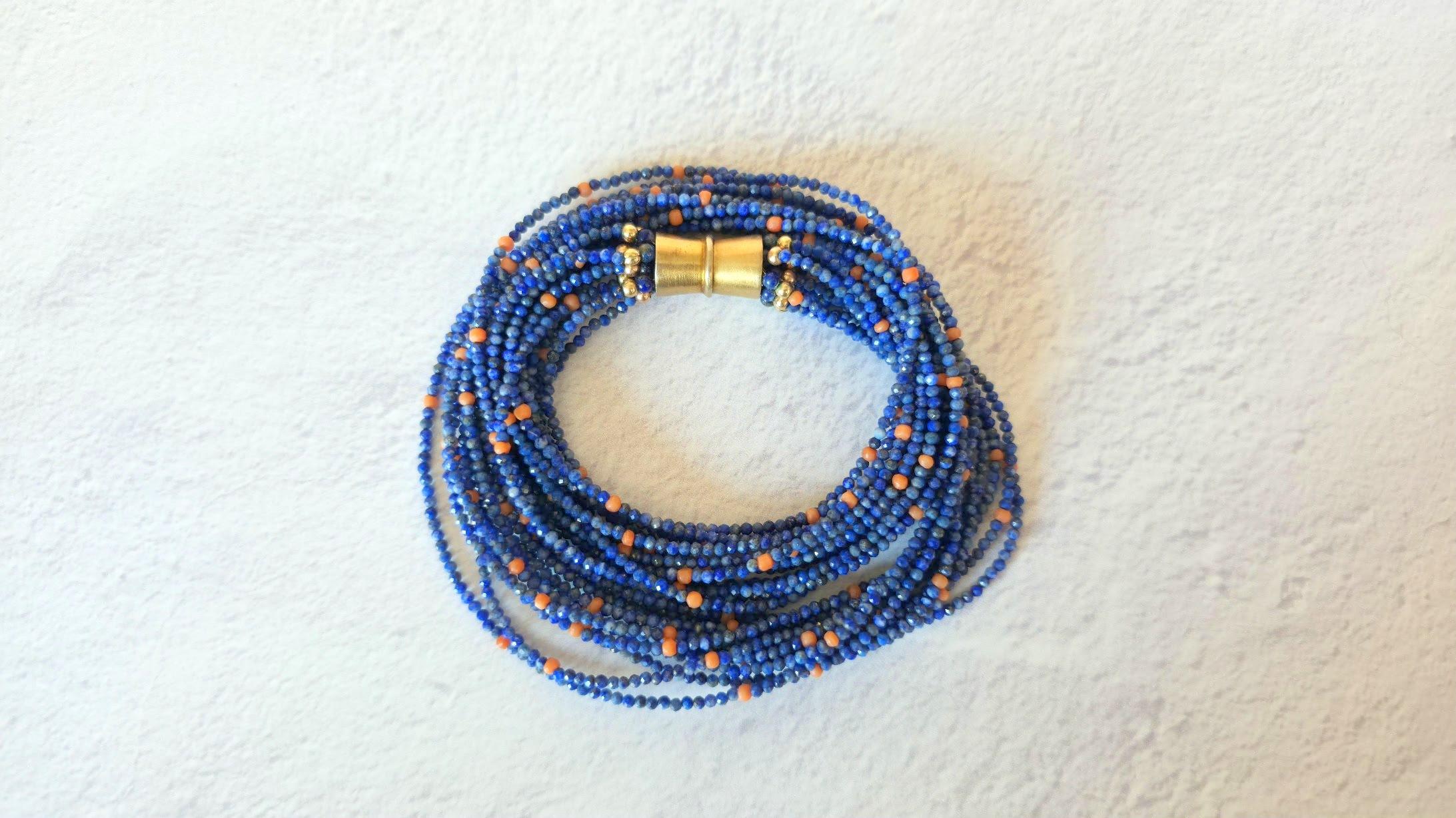 Collana a più fili di corallo e lapislazzuli d'epoca in vendita 3