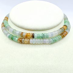 Collana vintage di perle di giadeite naturale multicolore con chiusura in oro giallo 18 carati