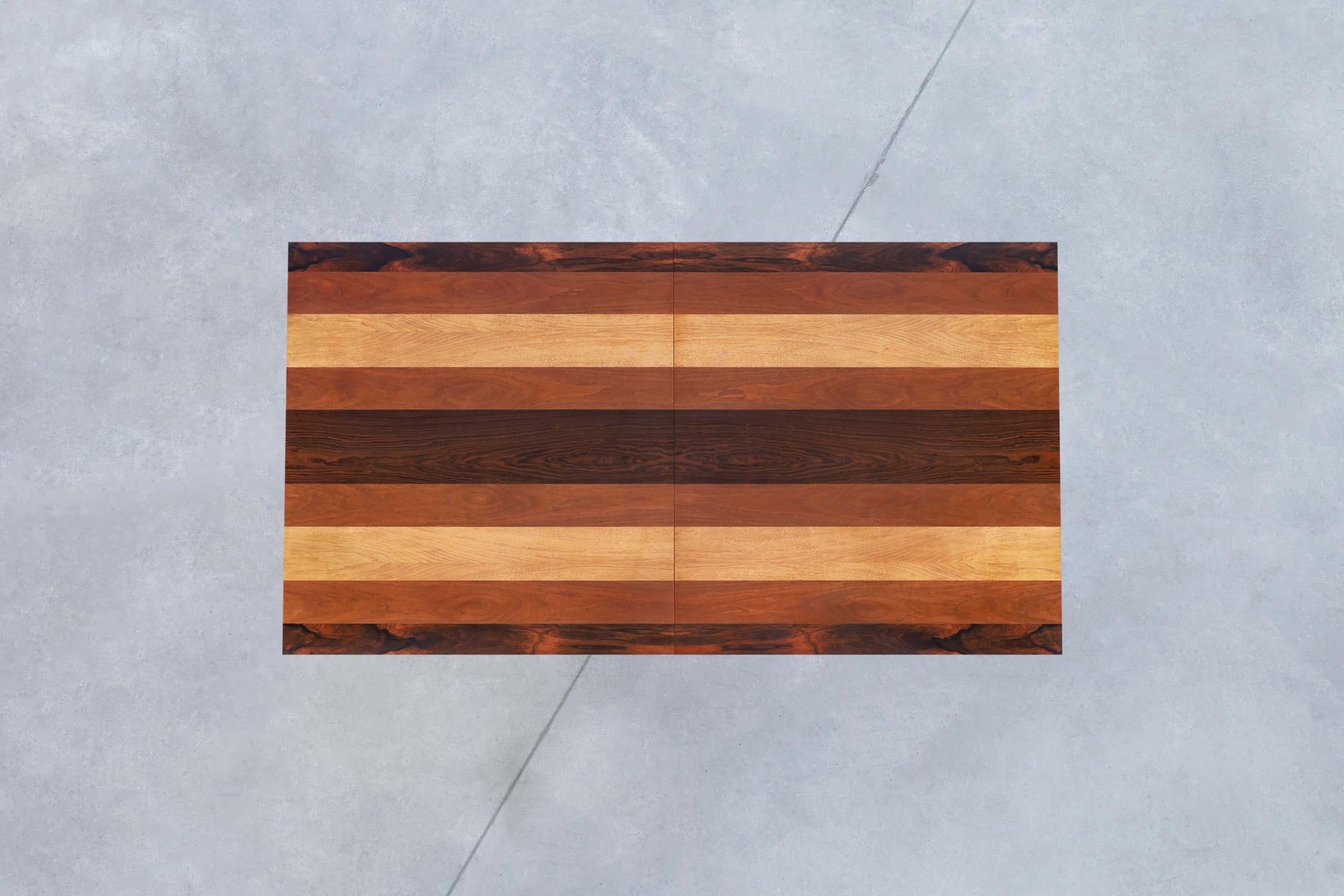 Tavolo da pranzo espandibile in legno multiplo vintage di Milo Baughman per Directional in vendita 3