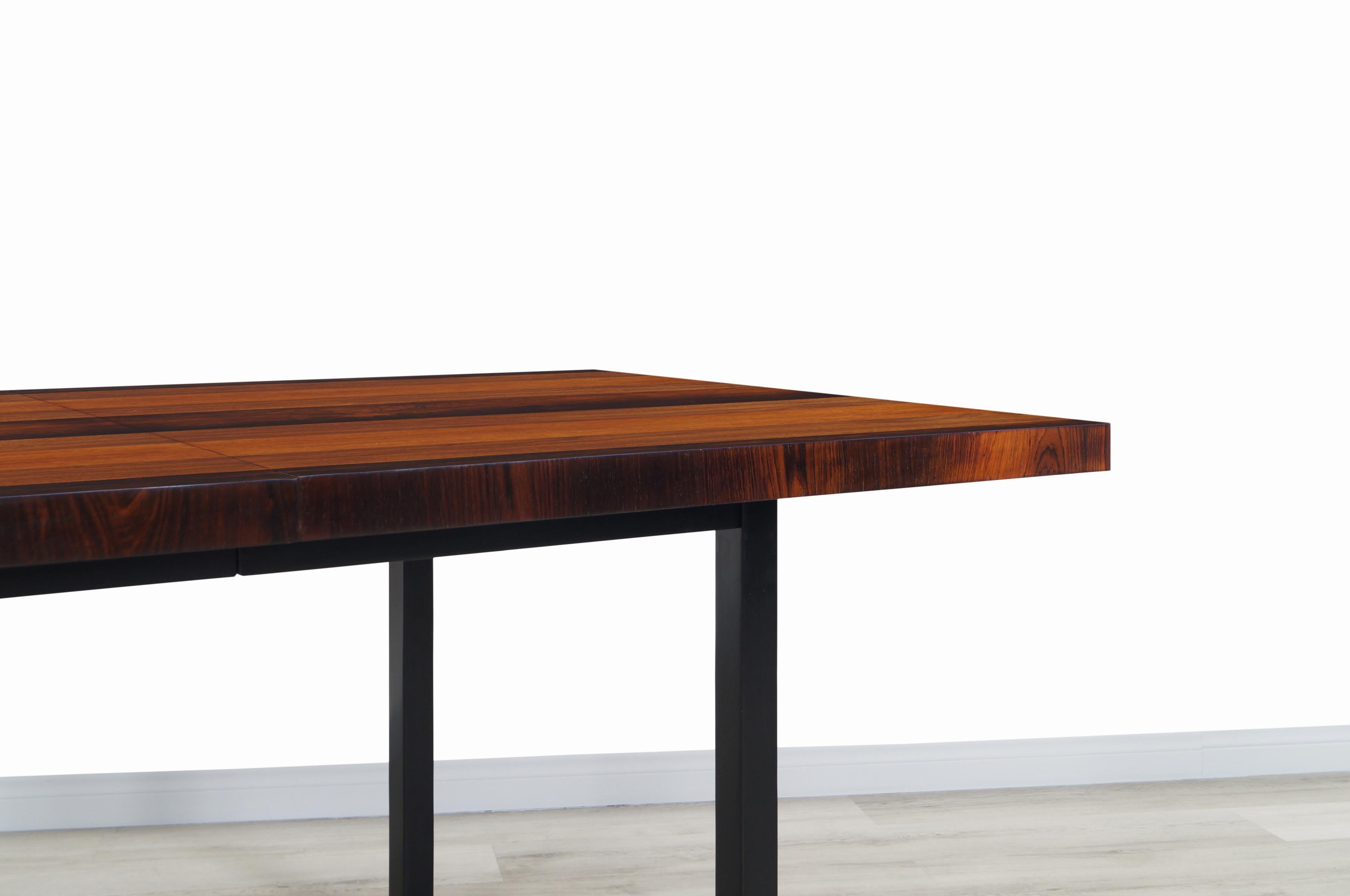 Vintage Multi-Wood Expanding Dining Table by Milo Baughman for Directional In Excellent Condition In North Hollywood, CA