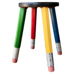 Vintage-Hocker im Bleistift-Design, mehrfarbig