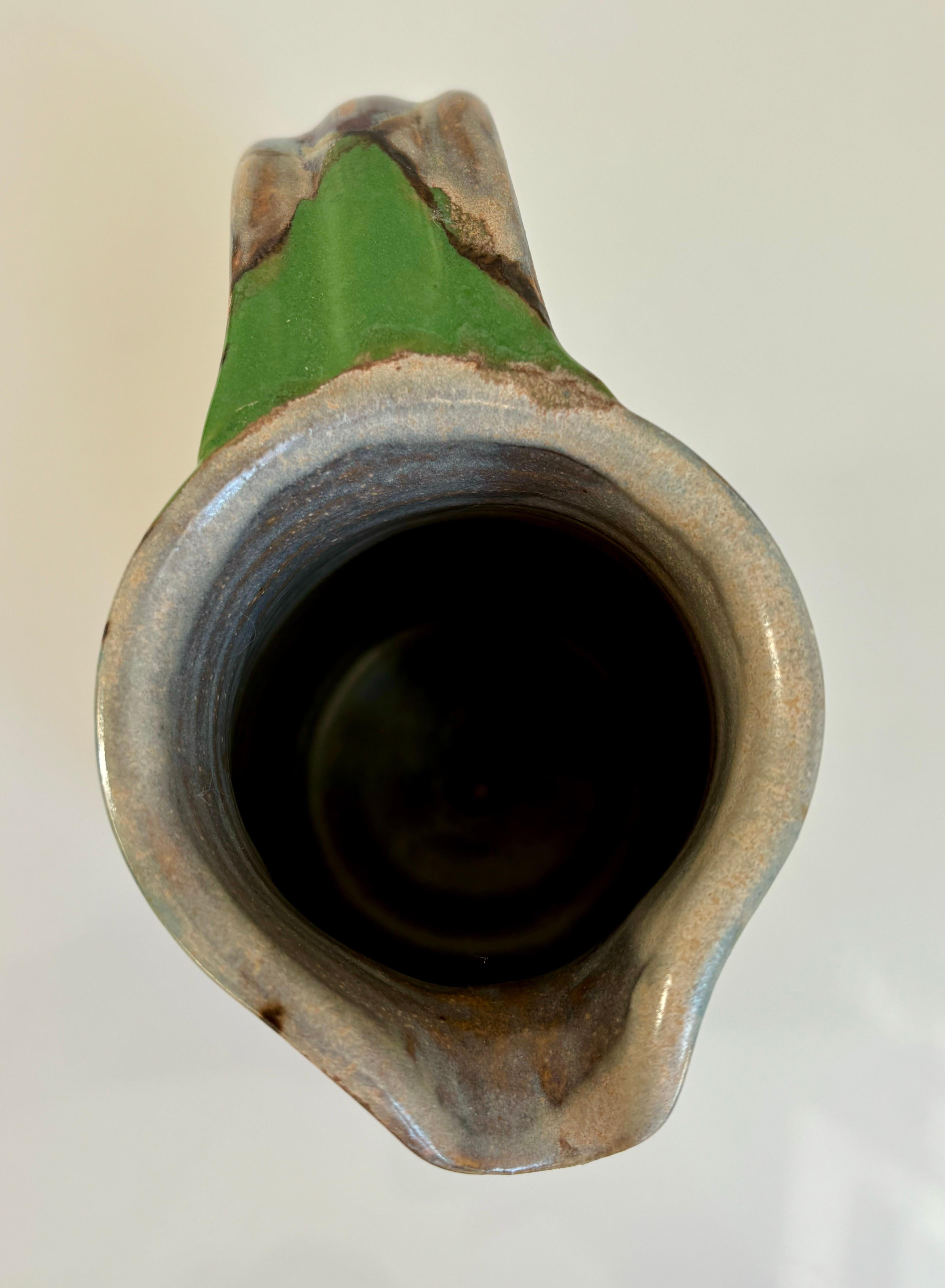 Vintage Mehrfarbige Zirkusdekor Krug Vase, circa 1970er Jahre (Keramik) im Angebot