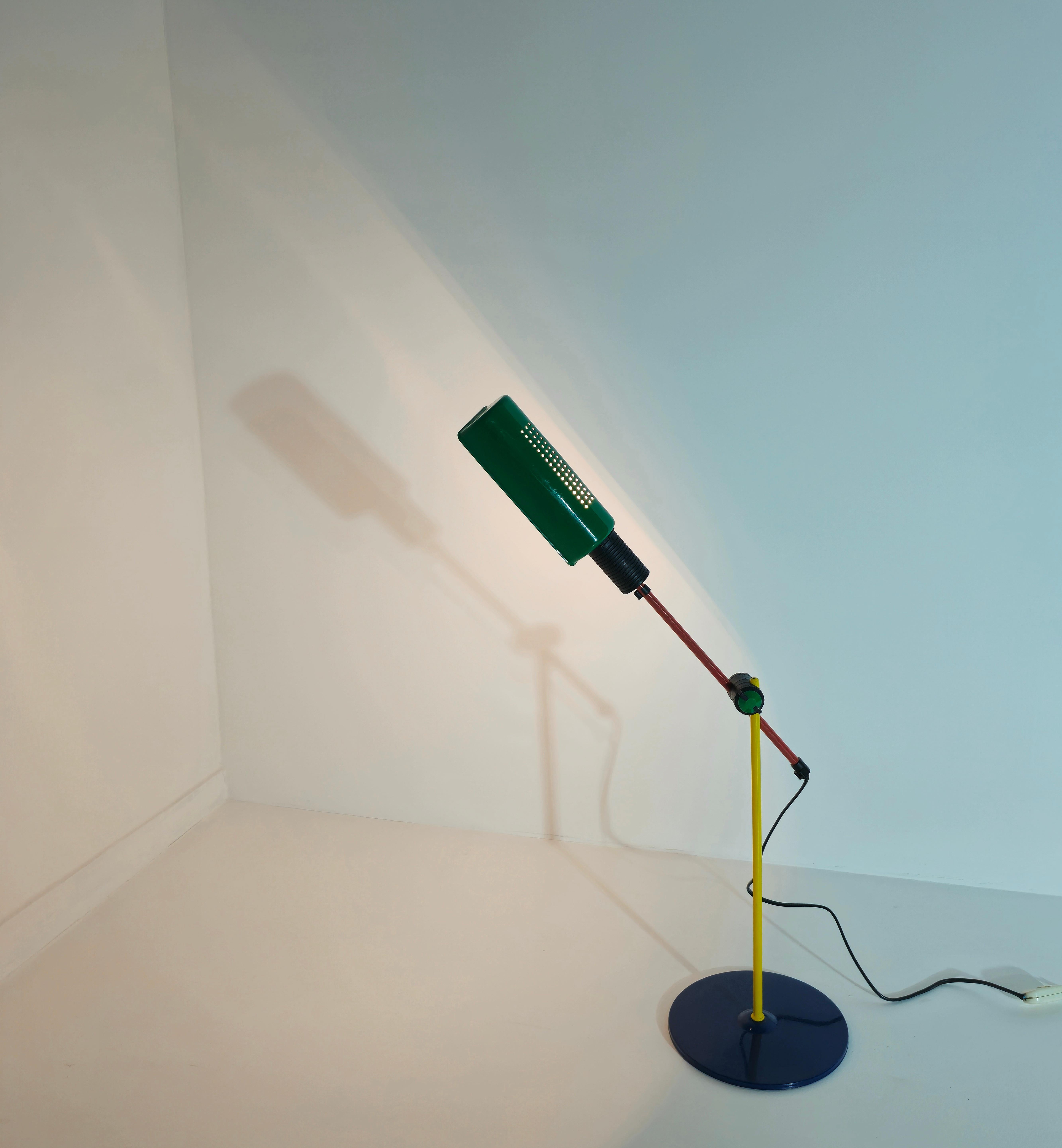 Mid-Century Modern Lampe de bureau multicolore de Veneta Lumi Design Italie années 1980