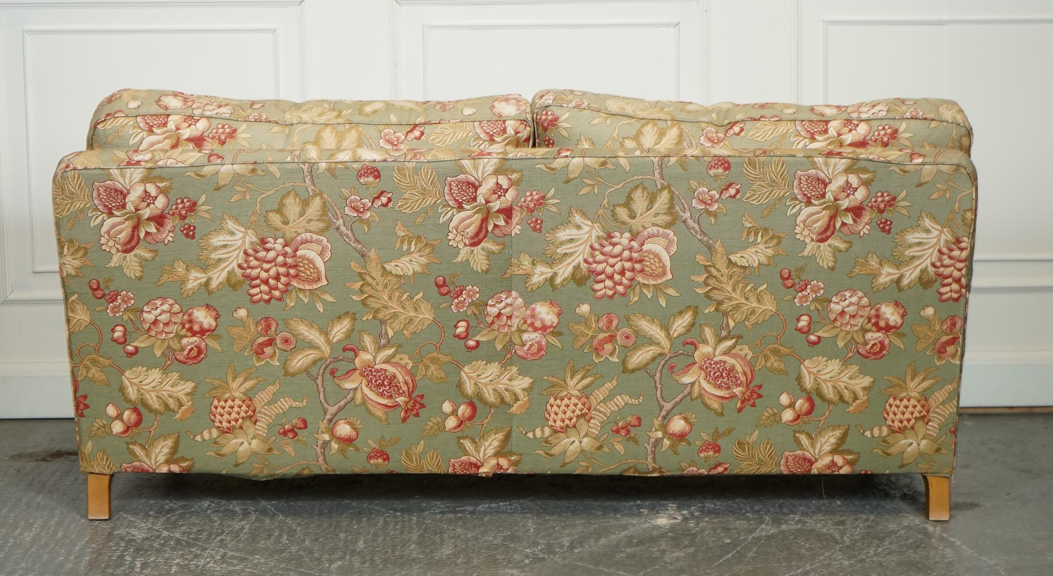 VINTAGE MULTIYORK COUNTRY HOUSE FABRiC FLORAL TWO TO THREE SEATER SOFA 7