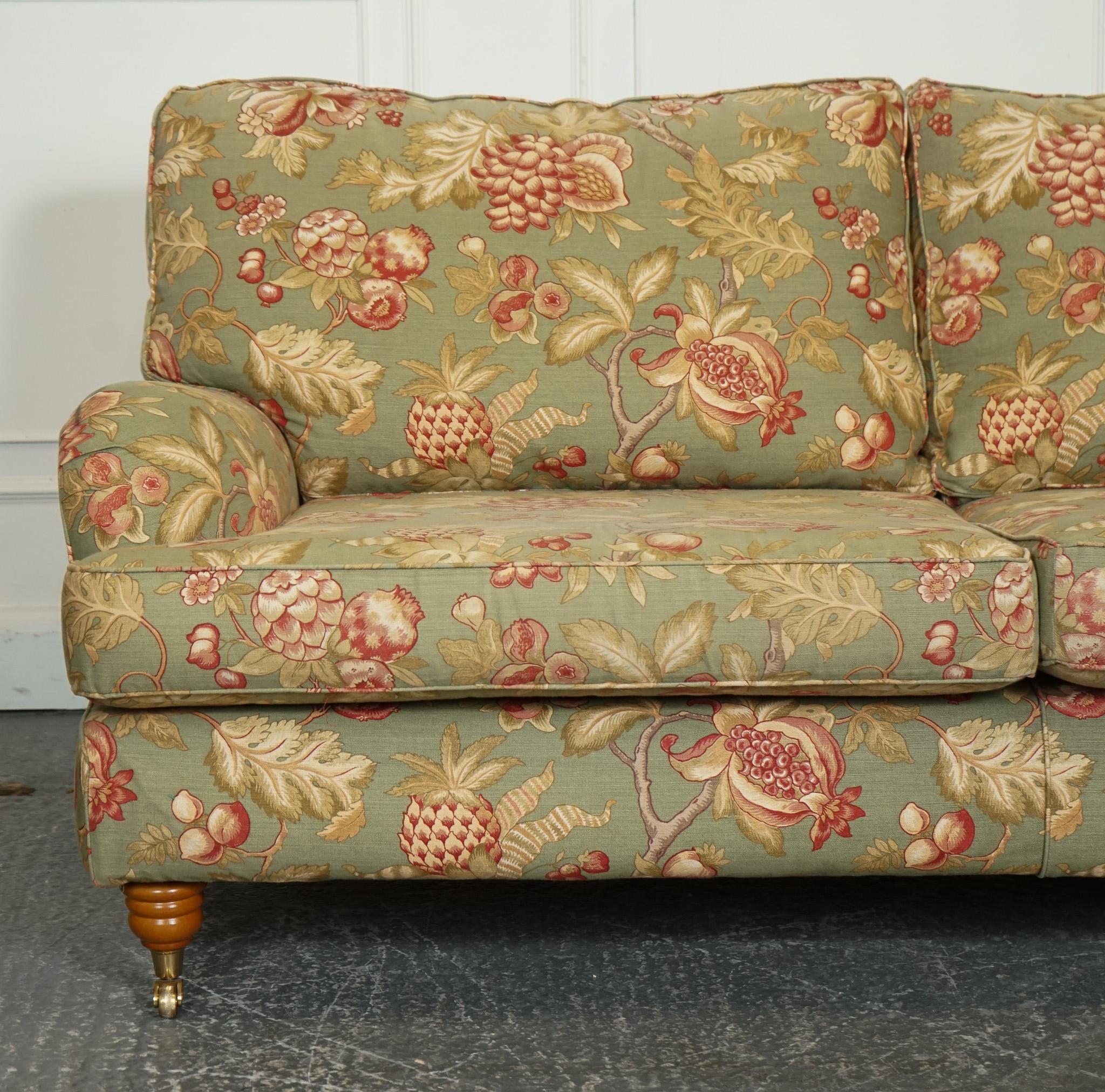 Hand-Crafted VINTAGE MULTIYORK COUNTRY HOUSE FABRiC FLORAL TWO TO THREE SEATER SOFA