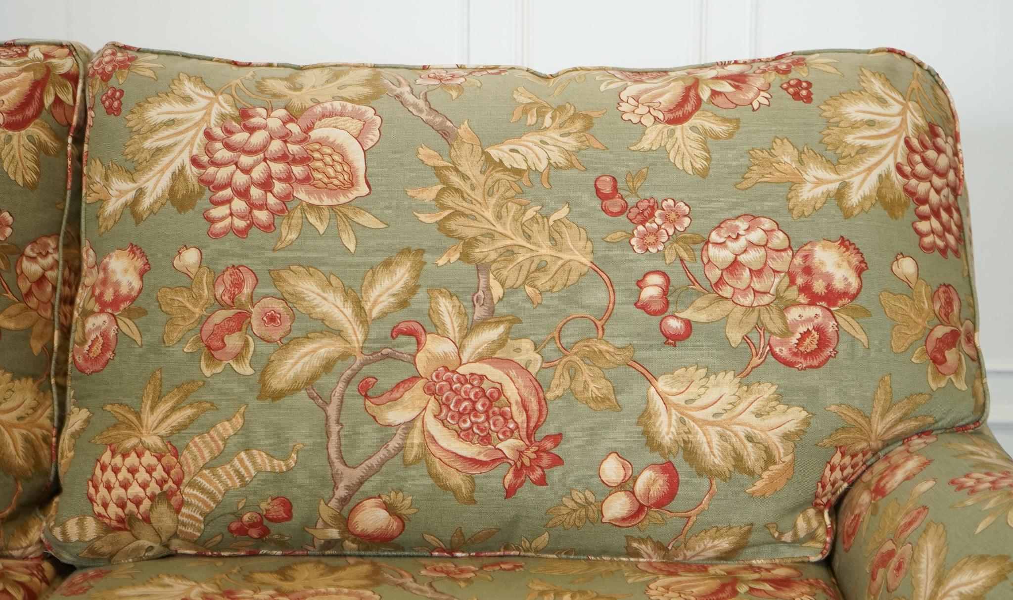 Fabric VINTAGE MULTIYORK COUNTRY HOUSE FABRiC FLORAL TWO TO THREE SEATER SOFA